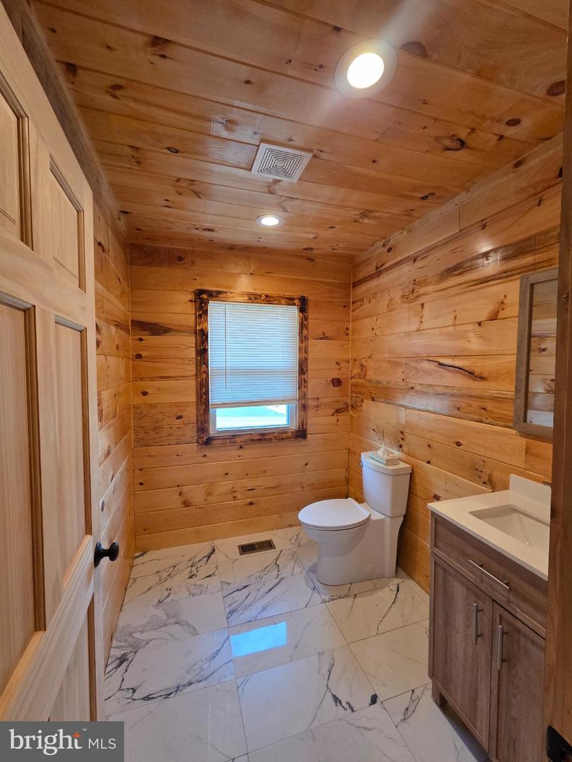 613 AIRPORT RD, LURAY, Virginia 22835, 1 Bedroom Bedrooms, 3 Rooms Rooms,2 BathroomsBathrooms,Residential,For sale,613 AIRPORT RD,VAPA2005380 MLS # VAPA2005380 613 AIRPORT RD, LURAY, Virginia 22835, 1 Bedroom Bedrooms, 3 Rooms Rooms,2 BathroomsBathrooms,Residential,For sale,613 AIRPORT RD,VAPA2005380 MLS # VAPA2005380