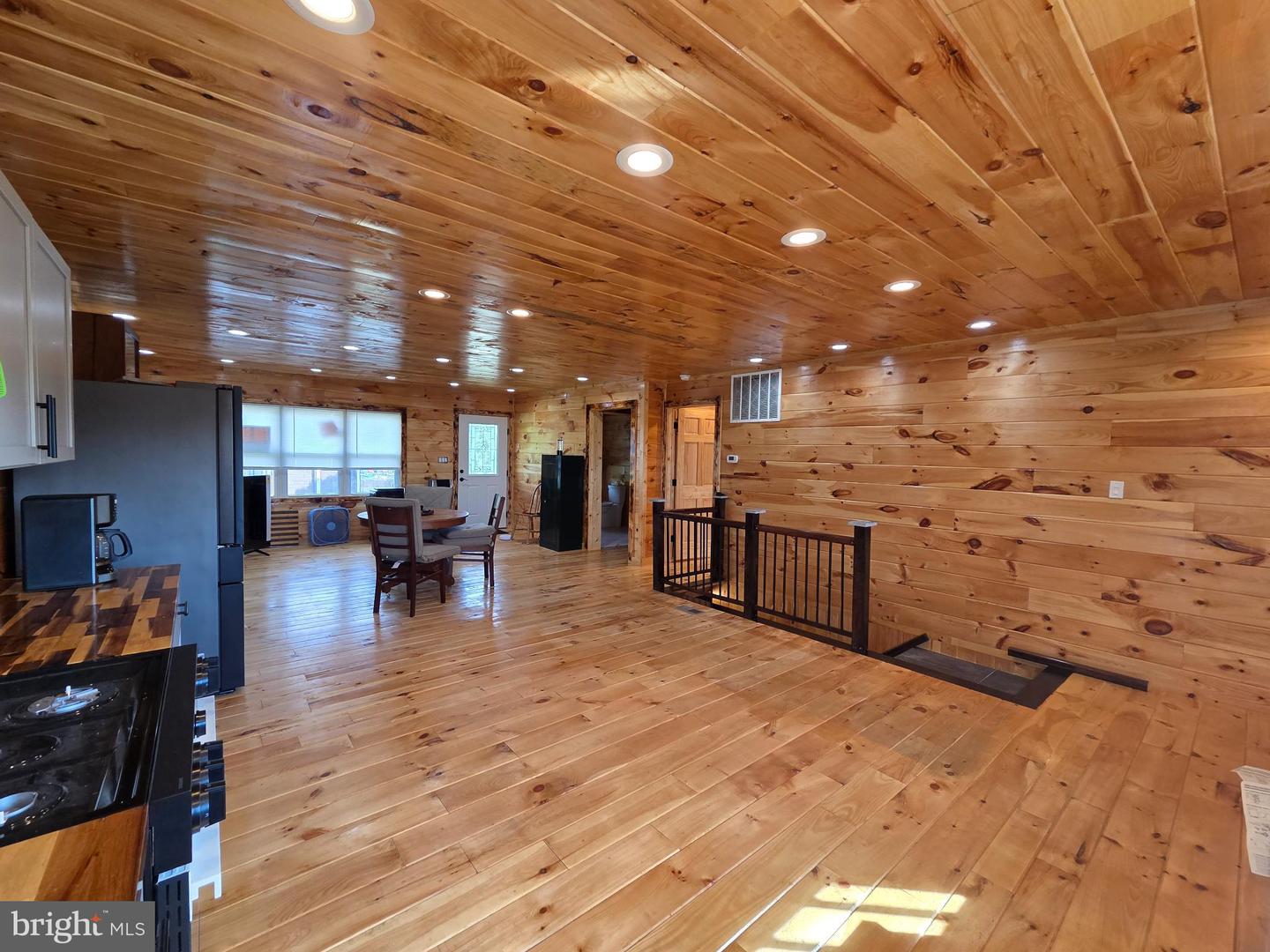 613 AIRPORT RD, LURAY, Virginia 22835, 1 Bedroom Bedrooms, 3 Rooms Rooms,2 BathroomsBathrooms,Residential,For sale,613 AIRPORT RD,VAPA2005380 MLS # VAPA2005380 613 AIRPORT RD, LURAY, Virginia 22835, 1 Bedroom Bedrooms, 3 Rooms Rooms,2 BathroomsBathrooms,Residential,For sale,613 AIRPORT RD,VAPA2005380 MLS # VAPA2005380