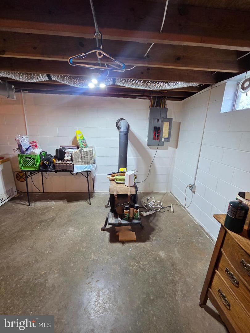 613 AIRPORT RD, LURAY, Virginia 22835, 1 Bedroom Bedrooms, 3 Rooms Rooms,2 BathroomsBathrooms,Residential,For sale,613 AIRPORT RD,VAPA2005380 MLS # VAPA2005380 613 AIRPORT RD, LURAY, Virginia 22835, 1 Bedroom Bedrooms, 3 Rooms Rooms,2 BathroomsBathrooms,Residential,For sale,613 AIRPORT RD,VAPA2005380 MLS # VAPA2005380