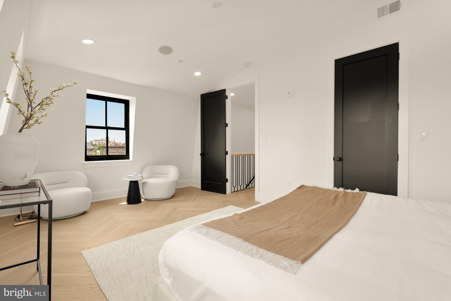 733 EUCLID ST NW #303, WASHINGTON, District Of Columbia 20001, 6 Bedrooms Bedrooms, ,4 BathroomsBathrooms,Residential,For sale,733 EUCLID ST NW #303,DCDC2222808 MLS # DCDC2222808