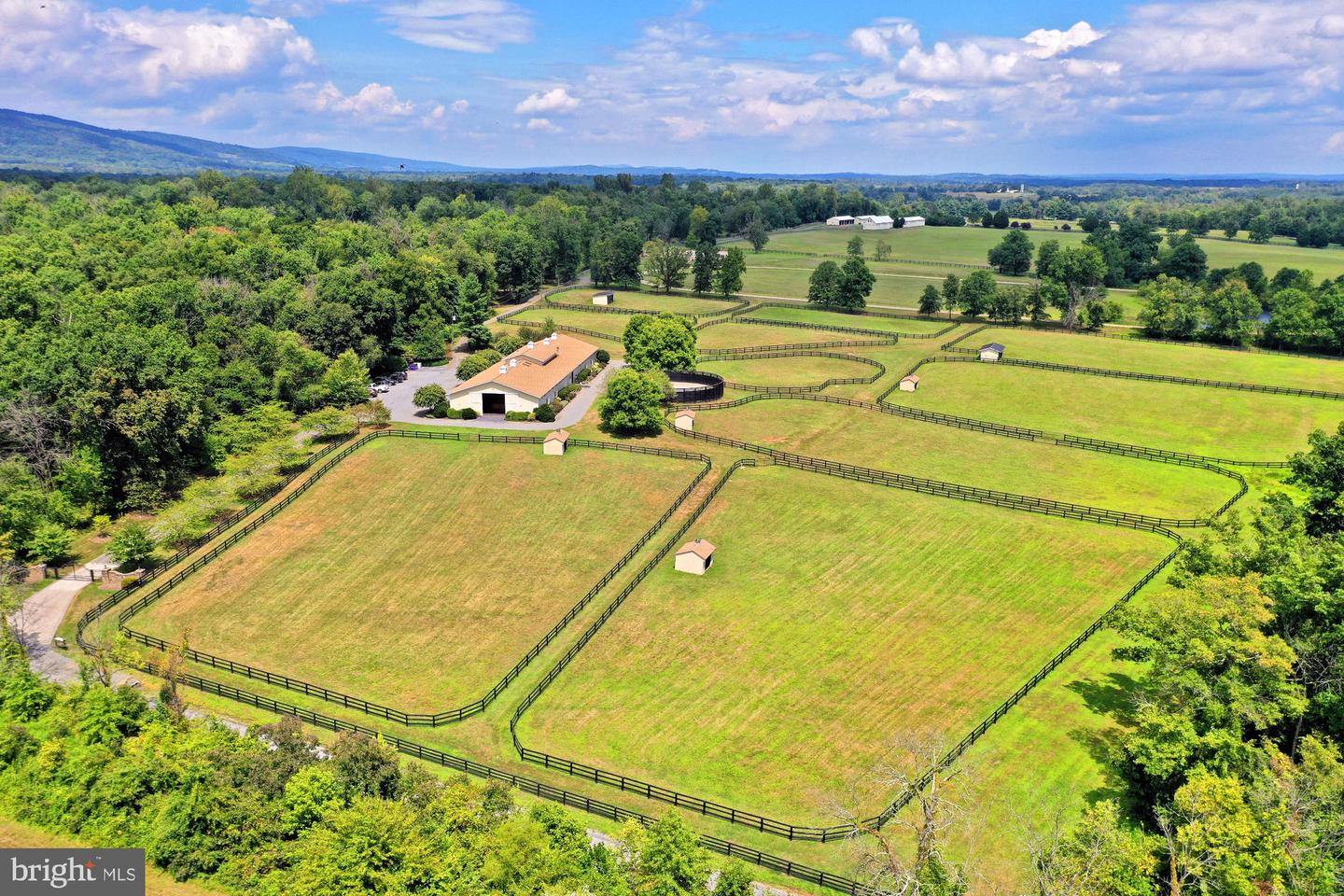 21281 BELLE GREY LN, UPPERVILLE, Virginia 20184, 3 Bedrooms Bedrooms, ,3 BathroomsBathrooms,Farm,For sale,21281 BELLE GREY LN,VALO2107044 MLS # VALO2107044