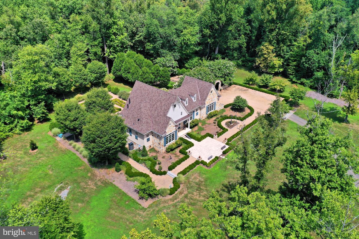21281 BELLE GREY LN, UPPERVILLE, Virginia 20184, 3 Bedrooms Bedrooms, ,3 BathroomsBathrooms,Farm,For sale,21281 BELLE GREY LN,VALO2107044 MLS # VALO2107044