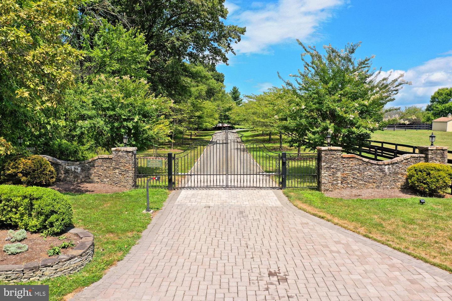 21281 BELLE GREY LN, UPPERVILLE, Virginia 20184, 3 Bedrooms Bedrooms, ,3 BathroomsBathrooms,Farm,For sale,21281 BELLE GREY LN,VALO2107044 MLS # VALO2107044