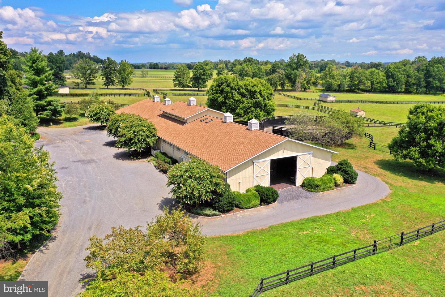 21281 BELLE GREY LN, UPPERVILLE, Virginia 20184, 3 Bedrooms Bedrooms, ,3 BathroomsBathrooms,Farm,For sale,21281 BELLE GREY LN,VALO2107044 MLS # VALO2107044