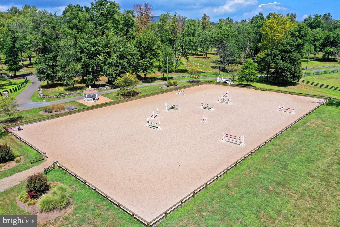 21281 BELLE GREY LN, UPPERVILLE, Virginia 20184, 3 Bedrooms Bedrooms, ,3 BathroomsBathrooms,Farm,For sale,21281 BELLE GREY LN,VALO2107044 MLS # VALO2107044