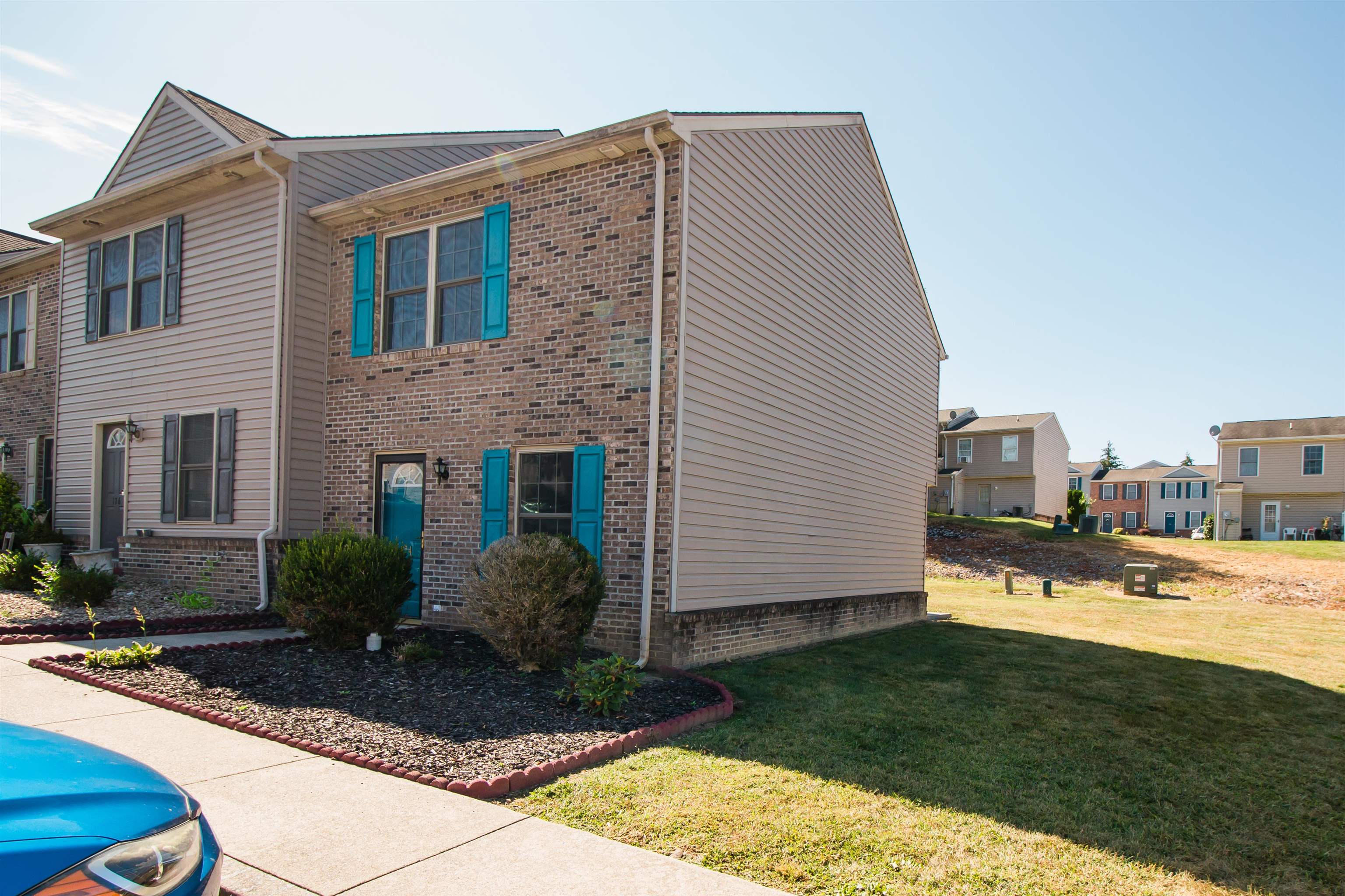 174 GRIFFIN LN, BROADWAY, Virginia 22815, 3 Bedrooms Bedrooms, ,2 BathroomsBathrooms,Residential,174 GRIFFIN LN,669082 MLS # 669082
