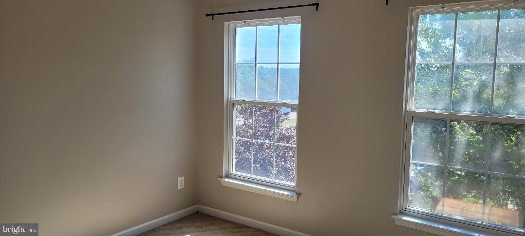 20401 TRAILS END TER, ASHBURN, Virginia 20147, 2 Bedrooms Bedrooms, ,2 BathroomsBathrooms,Residential,For sale,20401 TRAILS END TER,VALO2105192 MLS # VALO2105192