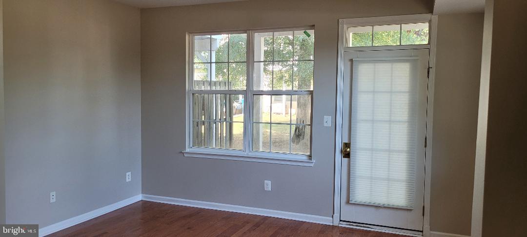 20401 TRAILS END TER, ASHBURN, Virginia 20147, 2 Bedrooms Bedrooms, ,2 BathroomsBathrooms,Residential,For sale,20401 TRAILS END TER,VALO2105192 MLS # VALO2105192