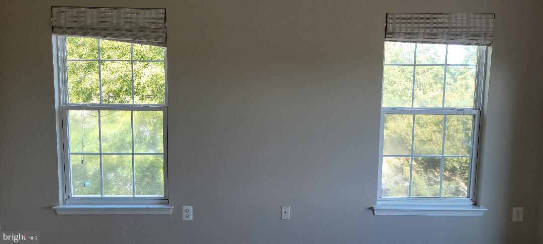 20401 TRAILS END TER, ASHBURN, Virginia 20147, 2 Bedrooms Bedrooms, ,2 BathroomsBathrooms,Residential,For sale,20401 TRAILS END TER,VALO2105192 MLS # VALO2105192
