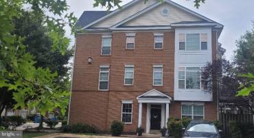 20401 TRAILS END TER, ASHBURN, Virginia 20147, 2 Bedrooms Bedrooms, ,2 BathroomsBathrooms,Residential,For sale,20401 TRAILS END TER,VALO2105192 MLS # VALO2105192