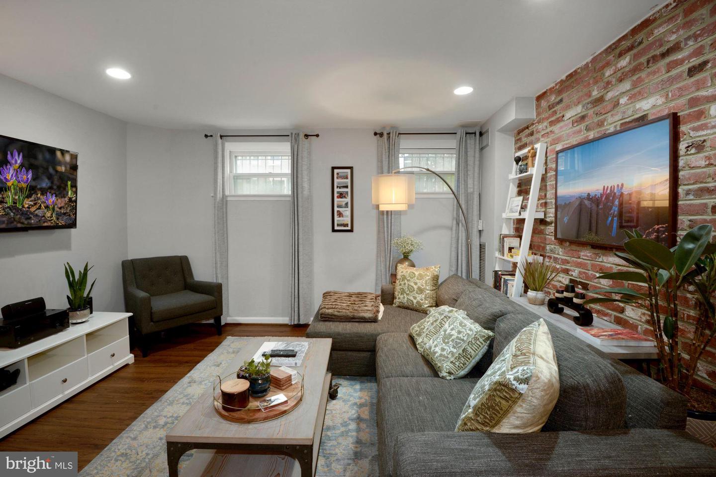 1718 CORCORAN ST NW #5, WASHINGTON, District Of Columbia 20009, 1 Bedroom Bedrooms, ,1 BathroomBathrooms,Residential,For sale,1718 CORCORAN ST NW #5,DCDC2221710 MLS # DCDC2221710 1718 CORCORAN ST NW #5, WASHINGTON, District Of Columbia 20009, 1 Bedroom Bedrooms, ,1 BathroomBathrooms,Residential,For sale,1718 CORCORAN ST NW #5,DCDC2221710 MLS # DCDC2221710