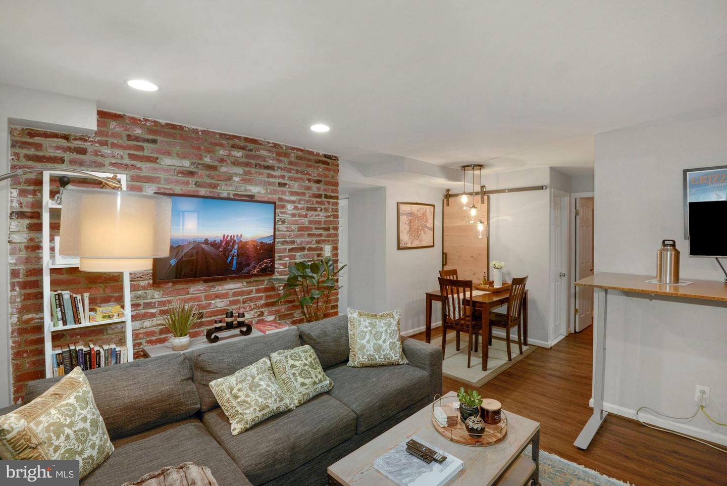 1718 CORCORAN ST NW #5, WASHINGTON, District Of Columbia 20009, 1 Bedroom Bedrooms, ,1 BathroomBathrooms,Residential,For sale,1718 CORCORAN ST NW #5,DCDC2221710 MLS # DCDC2221710 1718 CORCORAN ST NW #5, WASHINGTON, District Of Columbia 20009, 1 Bedroom Bedrooms, ,1 BathroomBathrooms,Residential,For sale,1718 CORCORAN ST NW #5,DCDC2221710 MLS # DCDC2221710