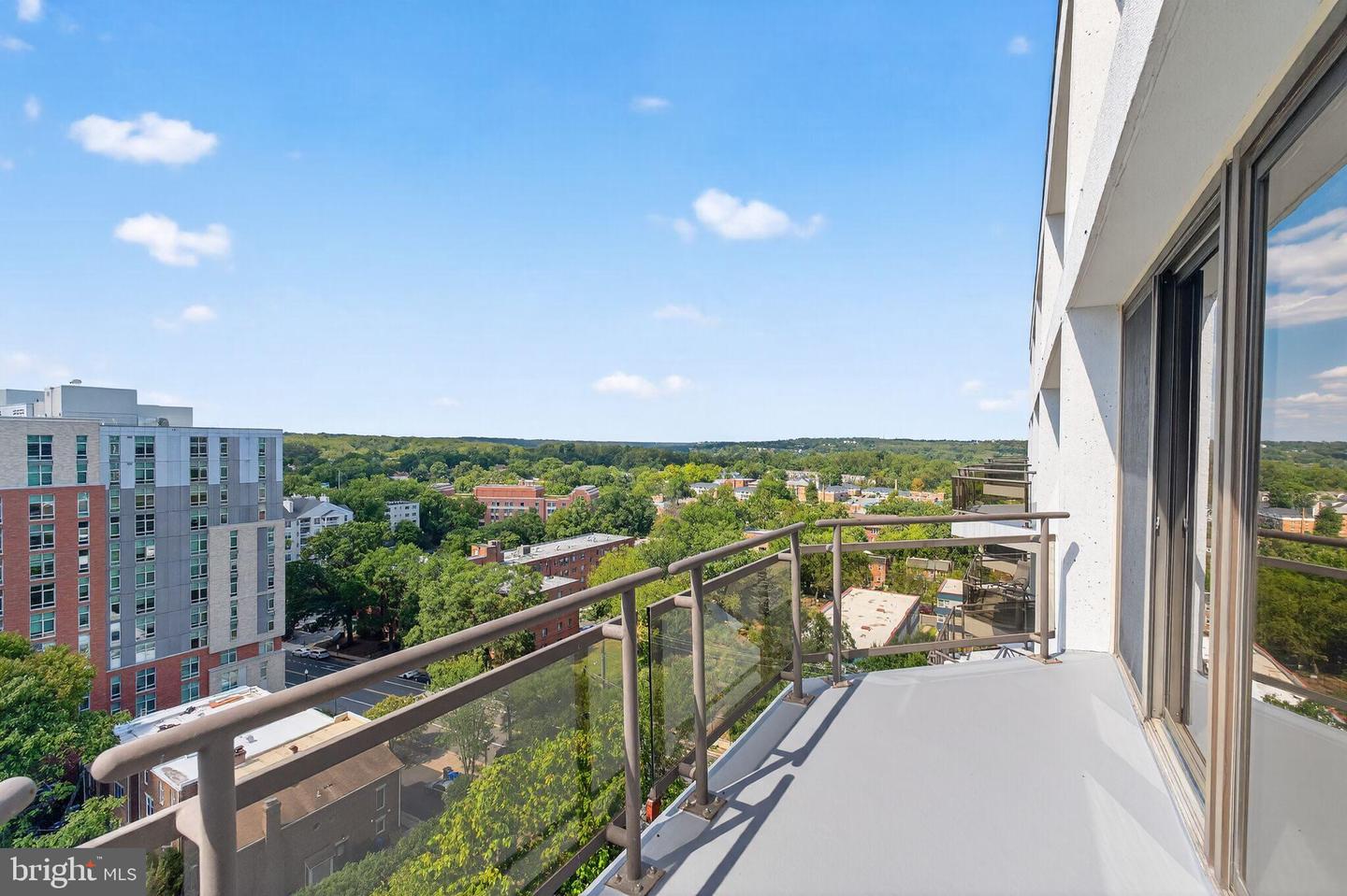 1530 KEY BLVD #1310, ARLINGTON, Virginia 22209, 3 Bedrooms Bedrooms, ,4 BathroomsBathrooms,Residential,For sale,1530 KEY BLVD #1310,VAAR2063556 MLS # VAAR2063556