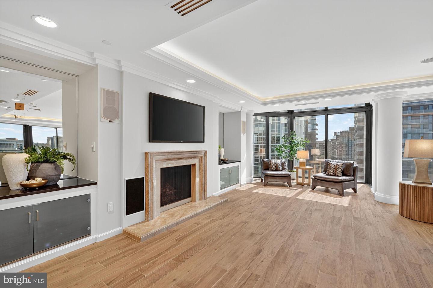 1530 KEY BLVD #1310, ARLINGTON, Virginia 22209, 3 Bedrooms Bedrooms, ,4 BathroomsBathrooms,Residential,For sale,1530 KEY BLVD #1310,VAAR2063556 MLS # VAAR2063556