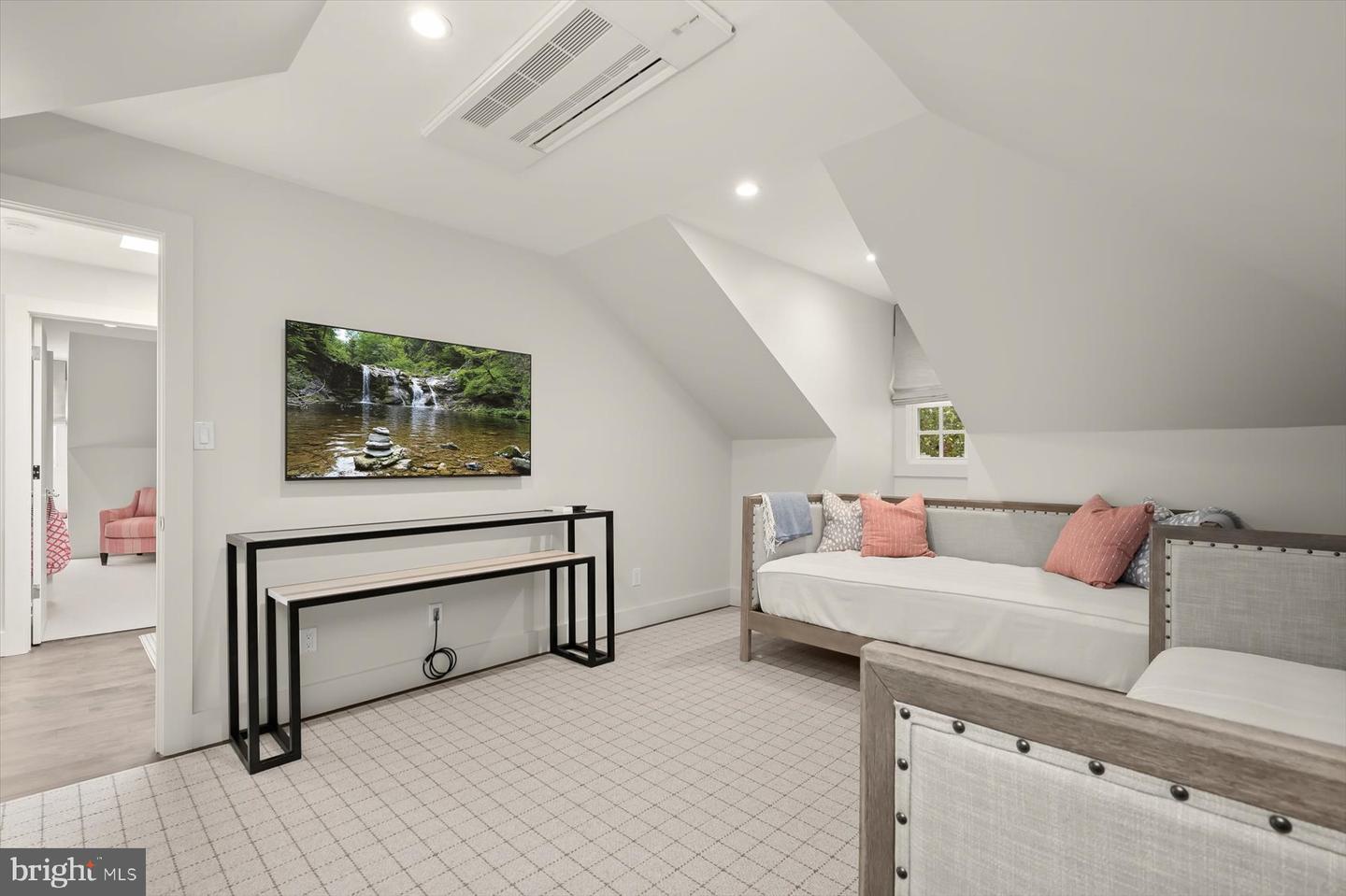 3043 P ST NW, WASHINGTON, District Of Columbia 20007, 6 Bedrooms Bedrooms, ,4 BathroomsBathrooms,Residential,For sale,3043 P ST NW,DCDC2221848 MLS # DCDC2221848