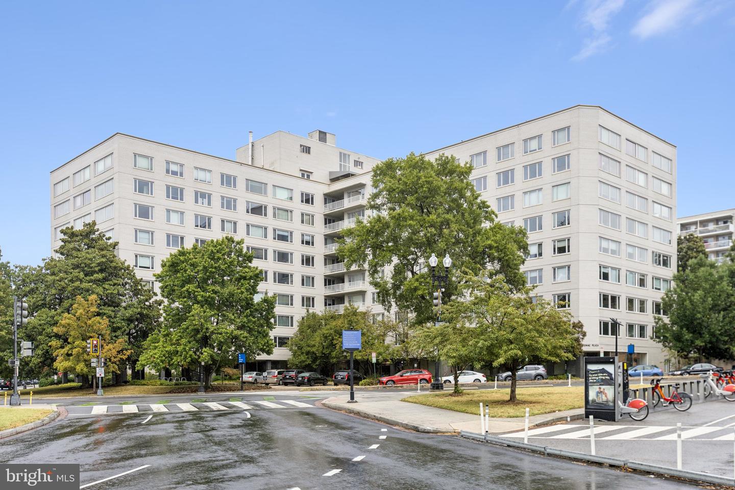 2475 VIRGINIA AVE NW #828, WASHINGTON, District Of Columbia 20037, 1 Bedroom Bedrooms, ,1 BathroomBathrooms,Residential,For sale,2475 VIRGINIA AVE NW #828,DCDC2222426 MLS # DCDC2222426