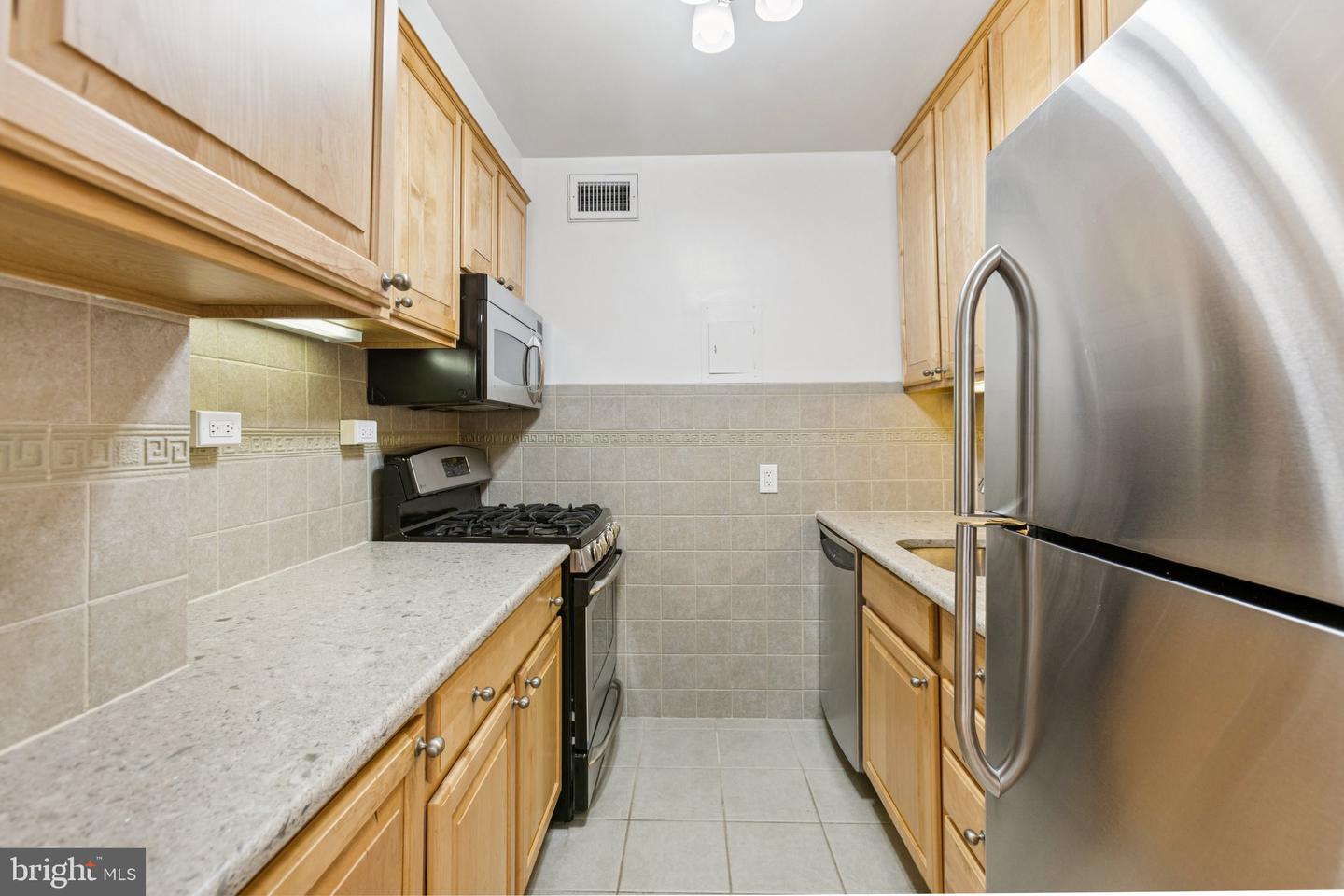 2475 VIRGINIA AVE NW #828, WASHINGTON, District Of Columbia 20037, 1 Bedroom Bedrooms, ,1 BathroomBathrooms,Residential,For sale,2475 VIRGINIA AVE NW #828,DCDC2222426 MLS # DCDC2222426