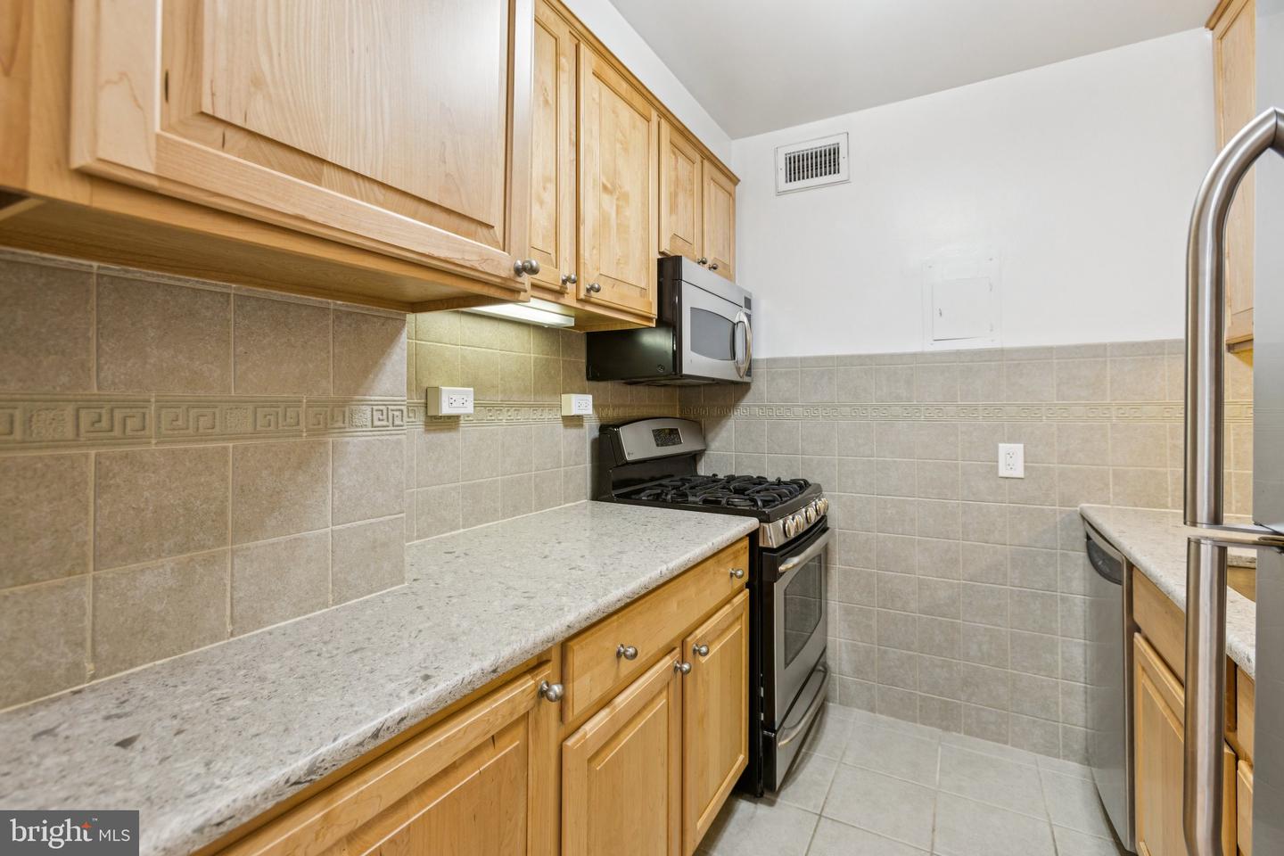 2475 VIRGINIA AVE NW #828, WASHINGTON, District Of Columbia 20037, 1 Bedroom Bedrooms, ,1 BathroomBathrooms,Residential,For sale,2475 VIRGINIA AVE NW #828,DCDC2222426 MLS # DCDC2222426
