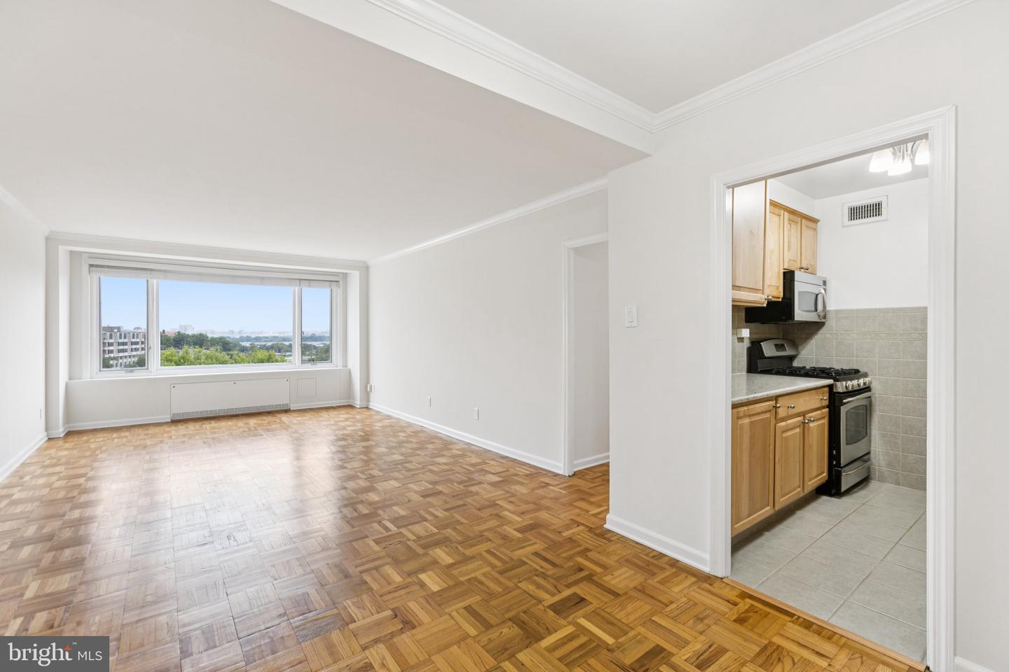 2475 VIRGINIA AVE NW #828, WASHINGTON, District Of Columbia 20037, 1 Bedroom Bedrooms, ,1 BathroomBathrooms,Residential,For sale,2475 VIRGINIA AVE NW #828,DCDC2222426 MLS # DCDC2222426