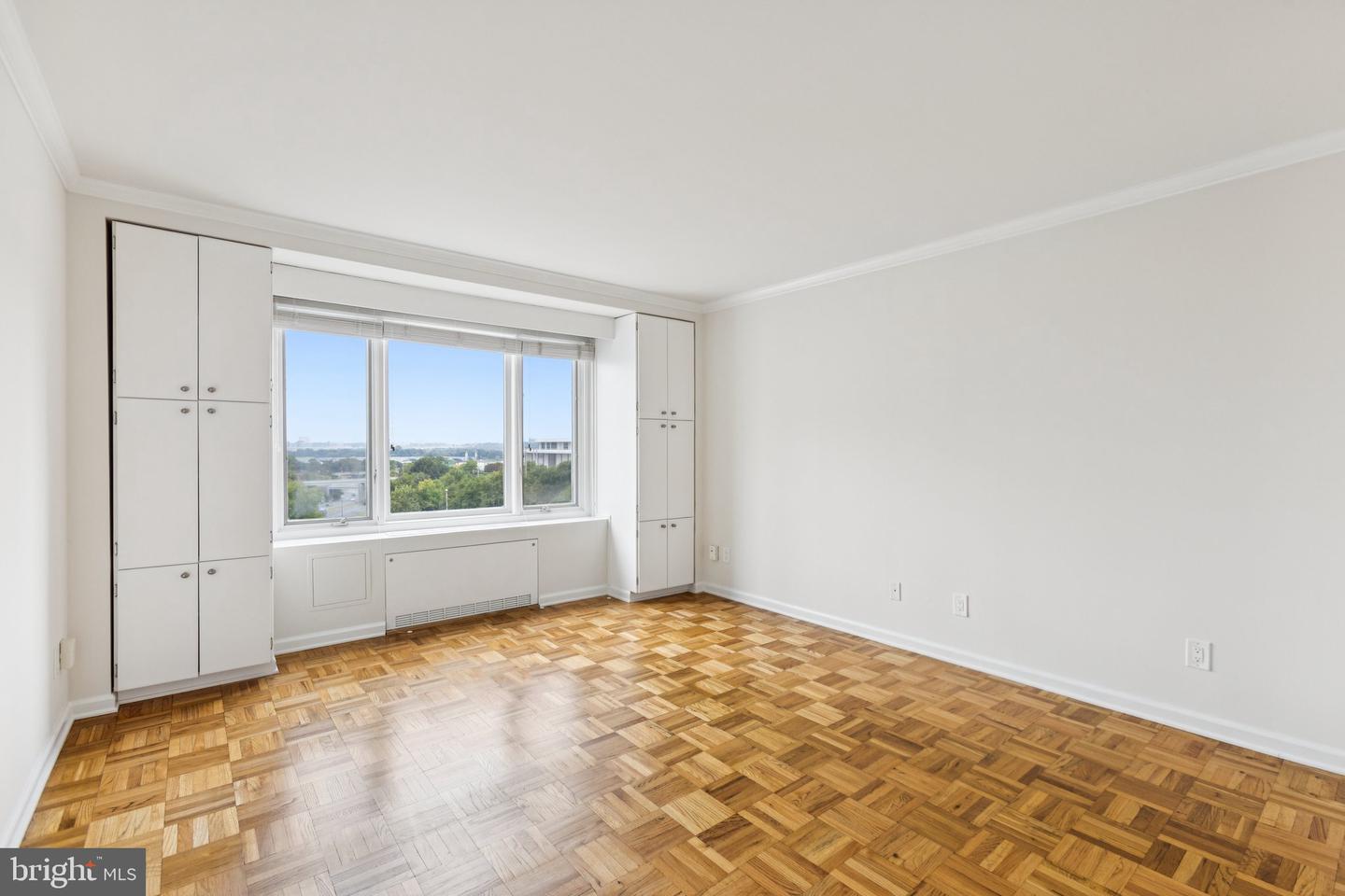 2475 VIRGINIA AVE NW #828, WASHINGTON, District Of Columbia 20037, 1 Bedroom Bedrooms, ,1 BathroomBathrooms,Residential,For sale,2475 VIRGINIA AVE NW #828,DCDC2222426 MLS # DCDC2222426