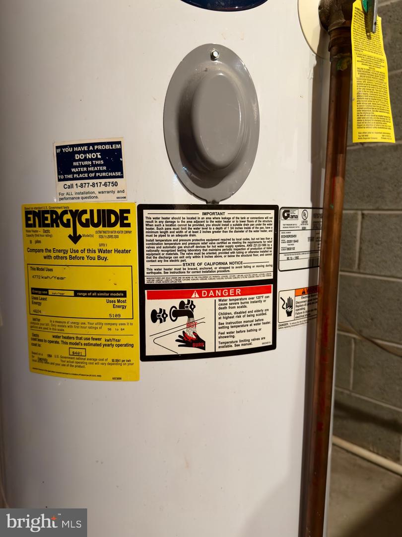 2664 WARRENTON RD, FREDERICKSBURG, Virginia 22406, 3 Bedrooms Bedrooms, ,2 BathroomsBathrooms,Residential,For sale,2664 WARRENTON RD,VAST2042696 MLS # VAST2042696