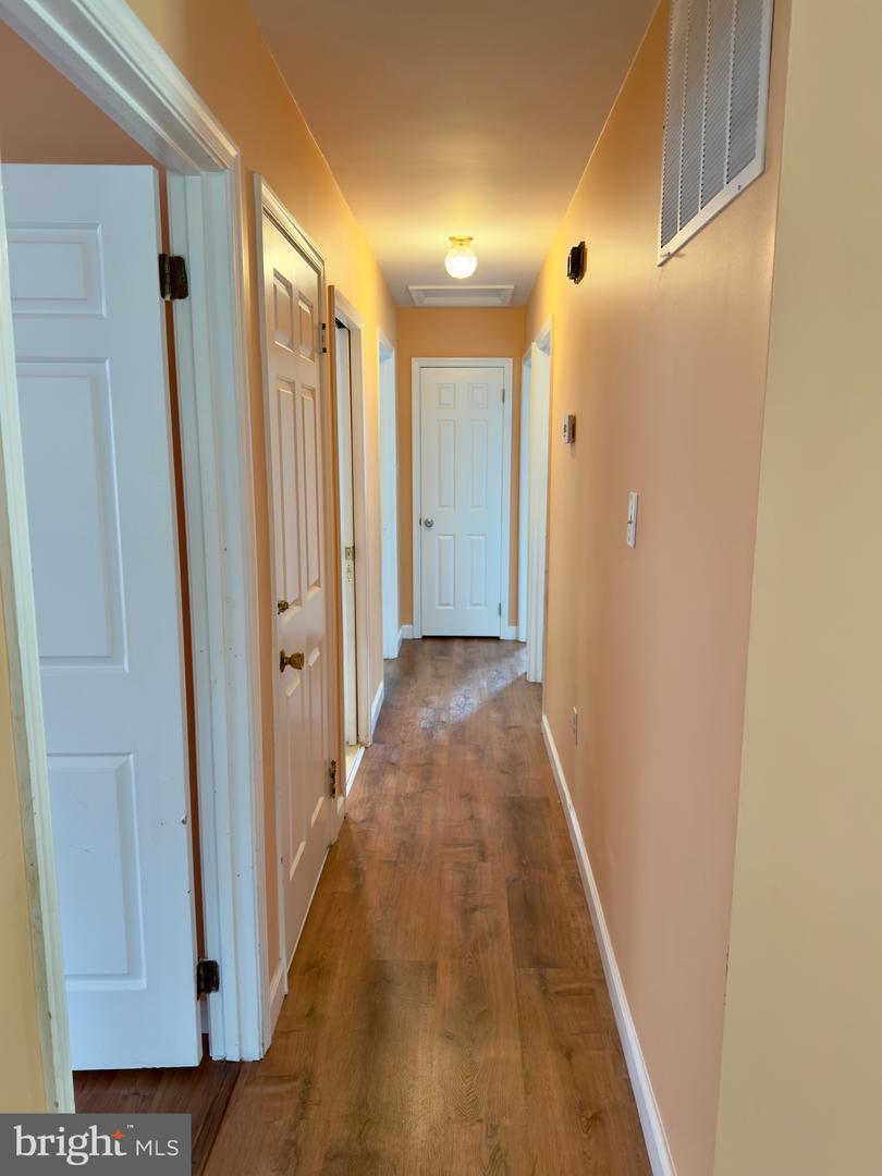 2664 WARRENTON RD, FREDERICKSBURG, Virginia 22406, 3 Bedrooms Bedrooms, ,2 BathroomsBathrooms,Residential,For sale,2664 WARRENTON RD,VAST2042696 MLS # VAST2042696