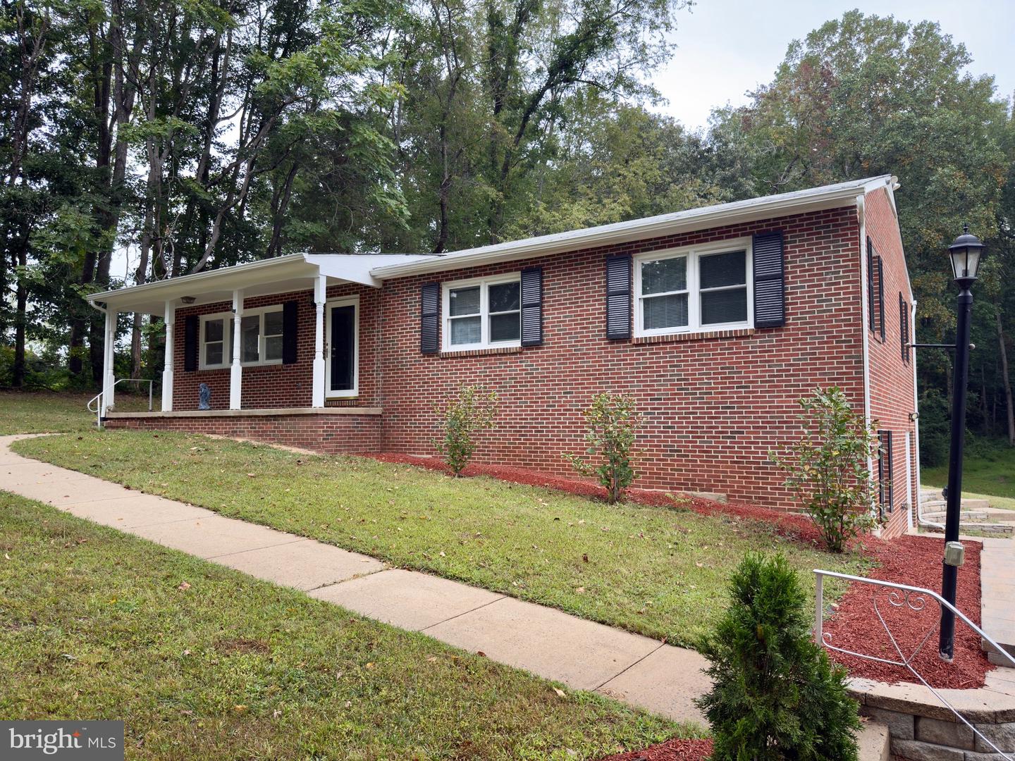 2664 WARRENTON RD, FREDERICKSBURG, Virginia 22406, 3 Bedrooms Bedrooms, ,2 BathroomsBathrooms,Residential,For sale,2664 WARRENTON RD,VAST2042696 MLS # VAST2042696