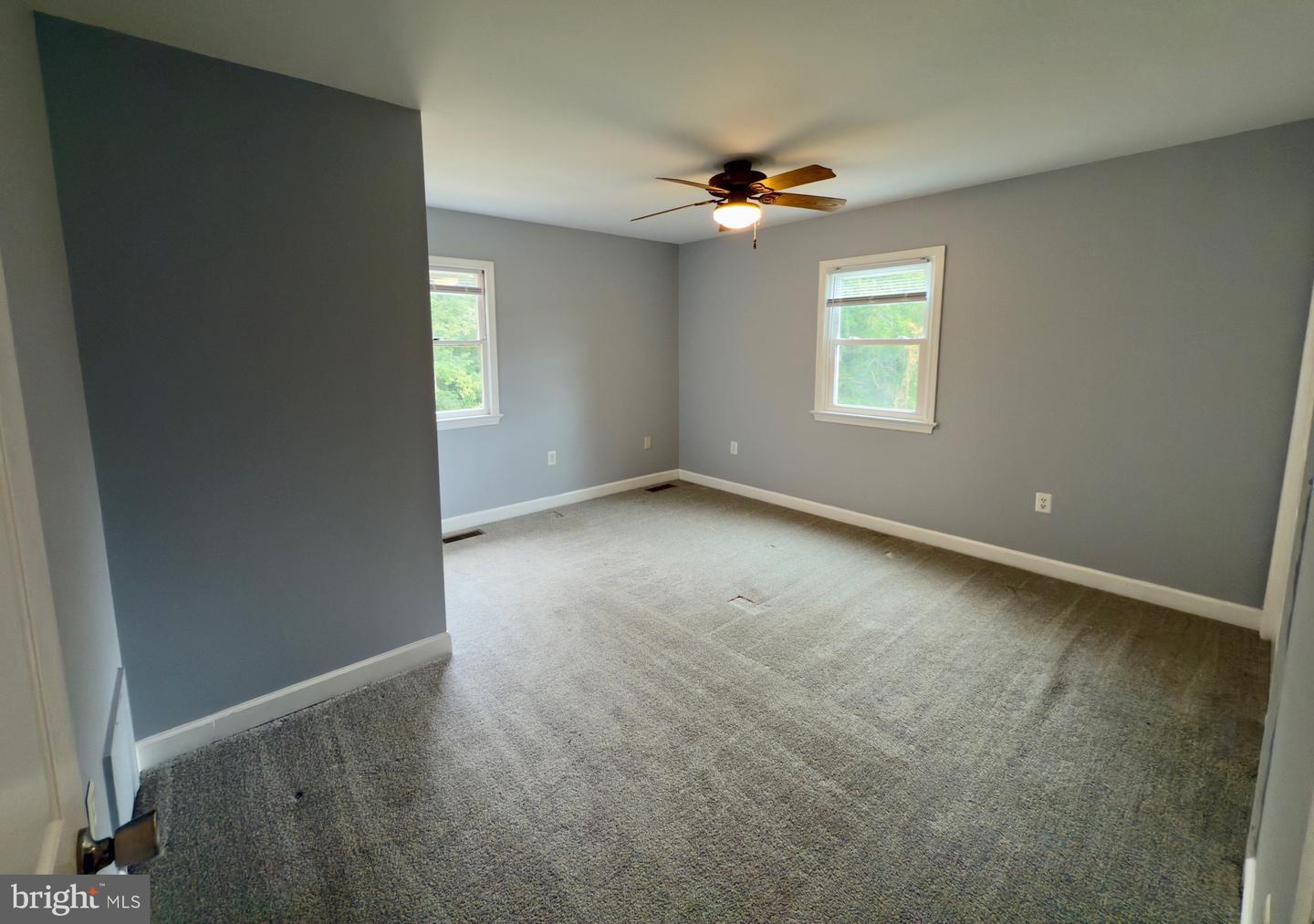 2664 WARRENTON RD, FREDERICKSBURG, Virginia 22406, 3 Bedrooms Bedrooms, ,2 BathroomsBathrooms,Residential,For sale,2664 WARRENTON RD,VAST2042696 MLS # VAST2042696