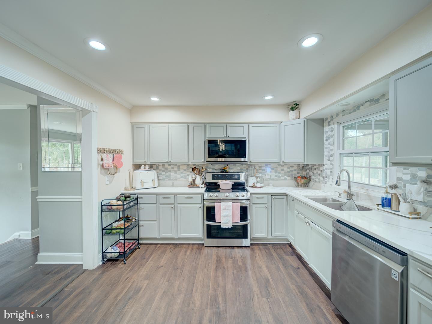 11286 LUCASVILLE RD, MANASSAS, Virginia 20112, 6 Bedrooms Bedrooms, 9 Rooms Rooms,3 BathroomsBathrooms,Residential,For sale,11286 LUCASVILLE RD,VAPW2104108 MLS # VAPW2104108