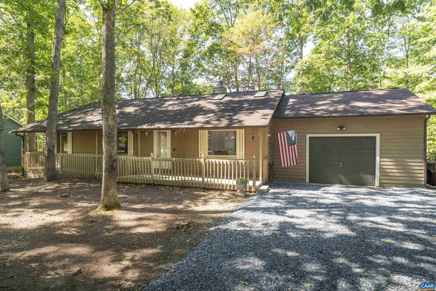 8 HARDWOOD RD, PALMYRA, Virginia 22963, 3 Bedrooms Bedrooms, ,2 BathroomsBathrooms,Residential,For sale,8 HARDWOOD RD,669056 MLS # 669056