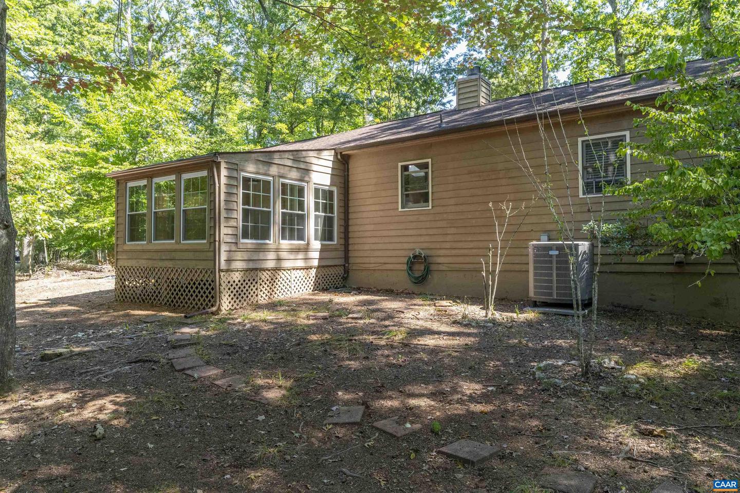 8 HARDWOOD RD, PALMYRA, Virginia 22963, 3 Bedrooms Bedrooms, ,2 BathroomsBathrooms,Residential,For sale,8 HARDWOOD RD,669056 MLS # 669056