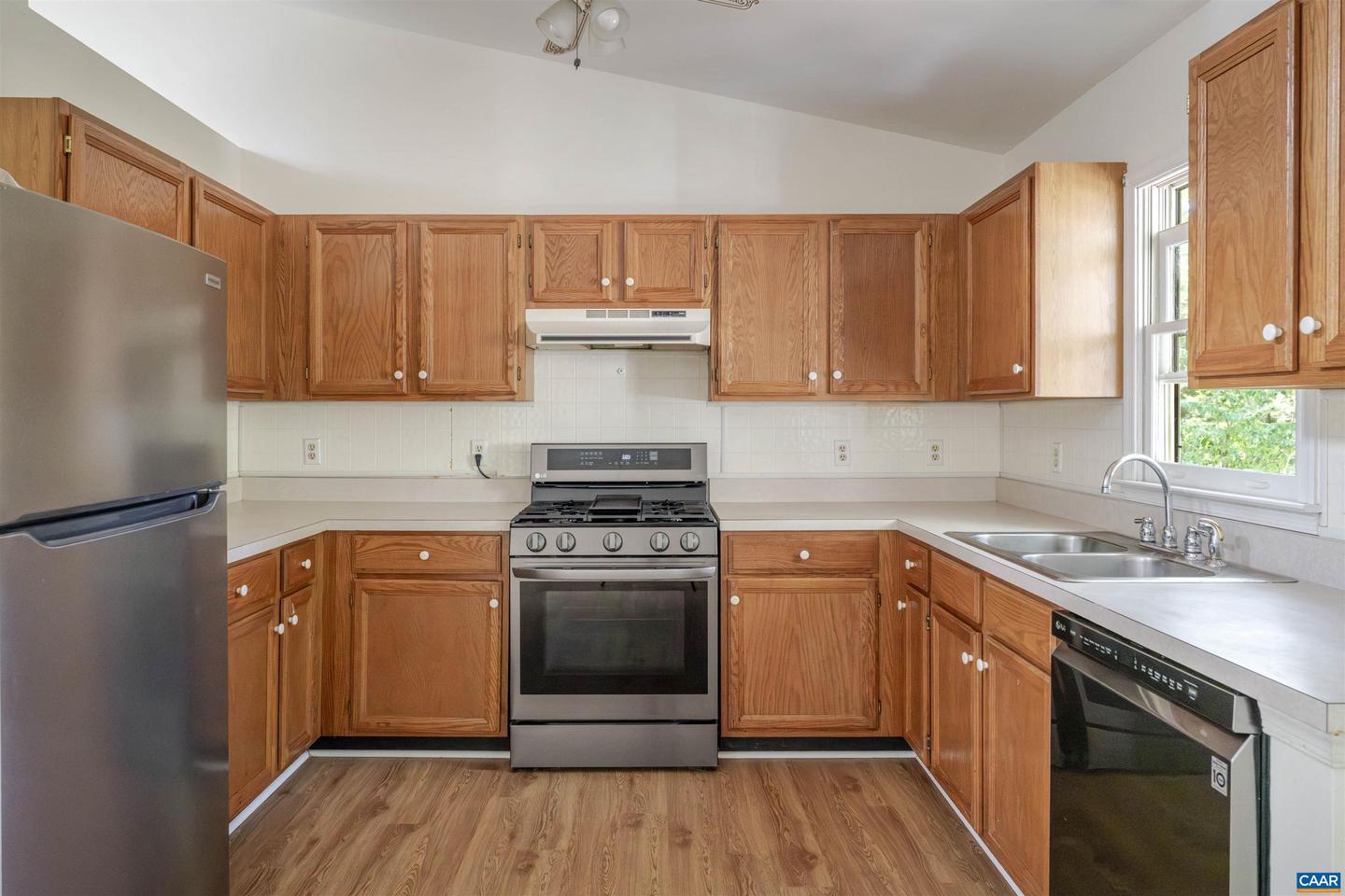 8 HARDWOOD RD, PALMYRA, Virginia 22963, 3 Bedrooms Bedrooms, ,2 BathroomsBathrooms,Residential,For sale,8 HARDWOOD RD,669056 MLS # 669056