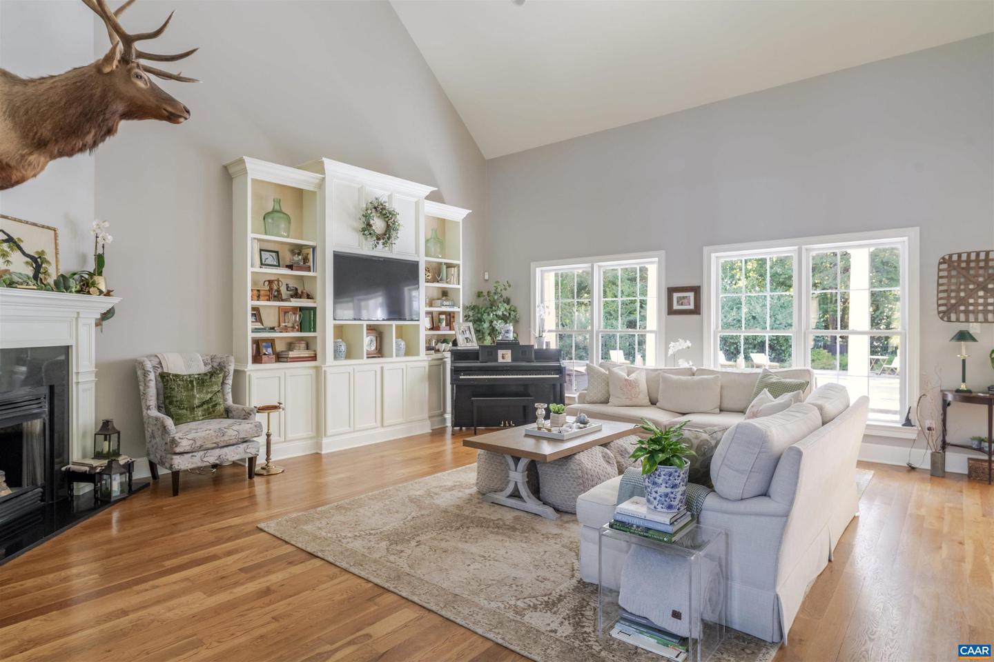 723 RETRIEVER RUN, CHARLOTTESVILLE, Virginia 22903, 5 Bedrooms Bedrooms, ,6 BathroomsBathrooms,Residential,For sale,723 RETRIEVER RUN,669060 MLS # 669060