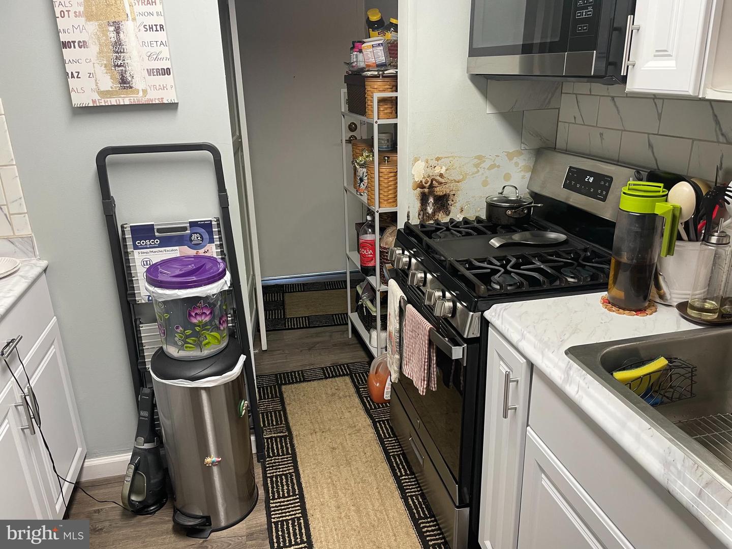 2845 WINDSOR DR #302, FALLS CHURCH, Virginia 22042, 2 Bedrooms Bedrooms, ,1 BathroomBathrooms,Residential,For sale,2845 WINDSOR DR #302,VAFX2267800 MLS # VAFX2267800 2845 WINDSOR DR #302, FALLS CHURCH, Virginia 22042, 2 Bedrooms Bedrooms, ,1 BathroomBathrooms,Residential,For sale,2845 WINDSOR DR #302,VAFX2267800 MLS # VAFX2267800