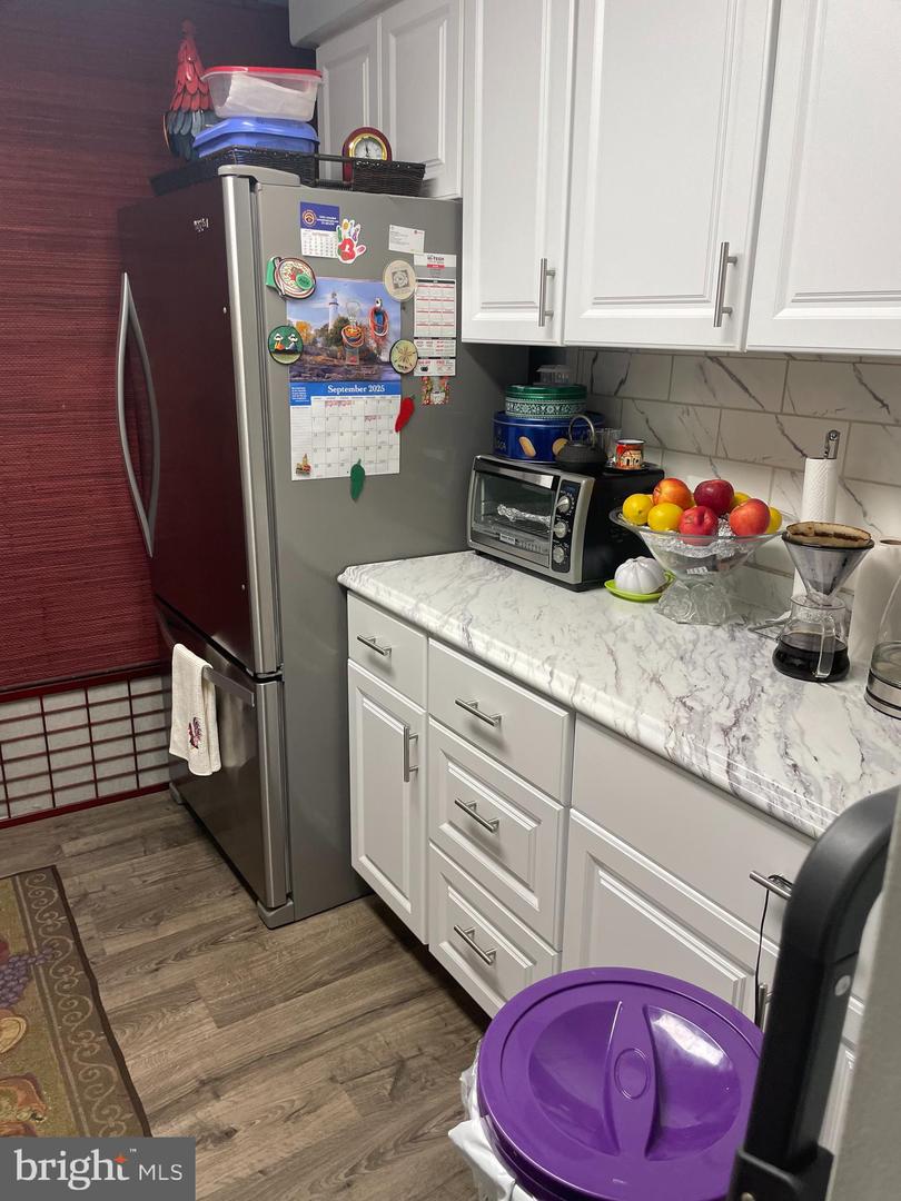 2845 WINDSOR DR #302, FALLS CHURCH, Virginia 22042, 2 Bedrooms Bedrooms, ,1 BathroomBathrooms,Residential,For sale,2845 WINDSOR DR #302,VAFX2267800 MLS # VAFX2267800 2845 WINDSOR DR #302, FALLS CHURCH, Virginia 22042, 2 Bedrooms Bedrooms, ,1 BathroomBathrooms,Residential,For sale,2845 WINDSOR DR #302,VAFX2267800 MLS # VAFX2267800