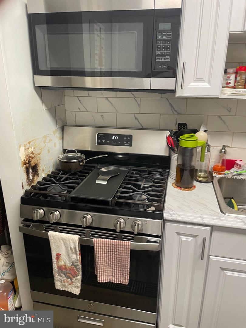 2845 WINDSOR DR #302, FALLS CHURCH, Virginia 22042, 2 Bedrooms Bedrooms, ,1 BathroomBathrooms,Residential,For sale,2845 WINDSOR DR #302,VAFX2267800 MLS # VAFX2267800 2845 WINDSOR DR #302, FALLS CHURCH, Virginia 22042, 2 Bedrooms Bedrooms, ,1 BathroomBathrooms,Residential,For sale,2845 WINDSOR DR #302,VAFX2267800 MLS # VAFX2267800