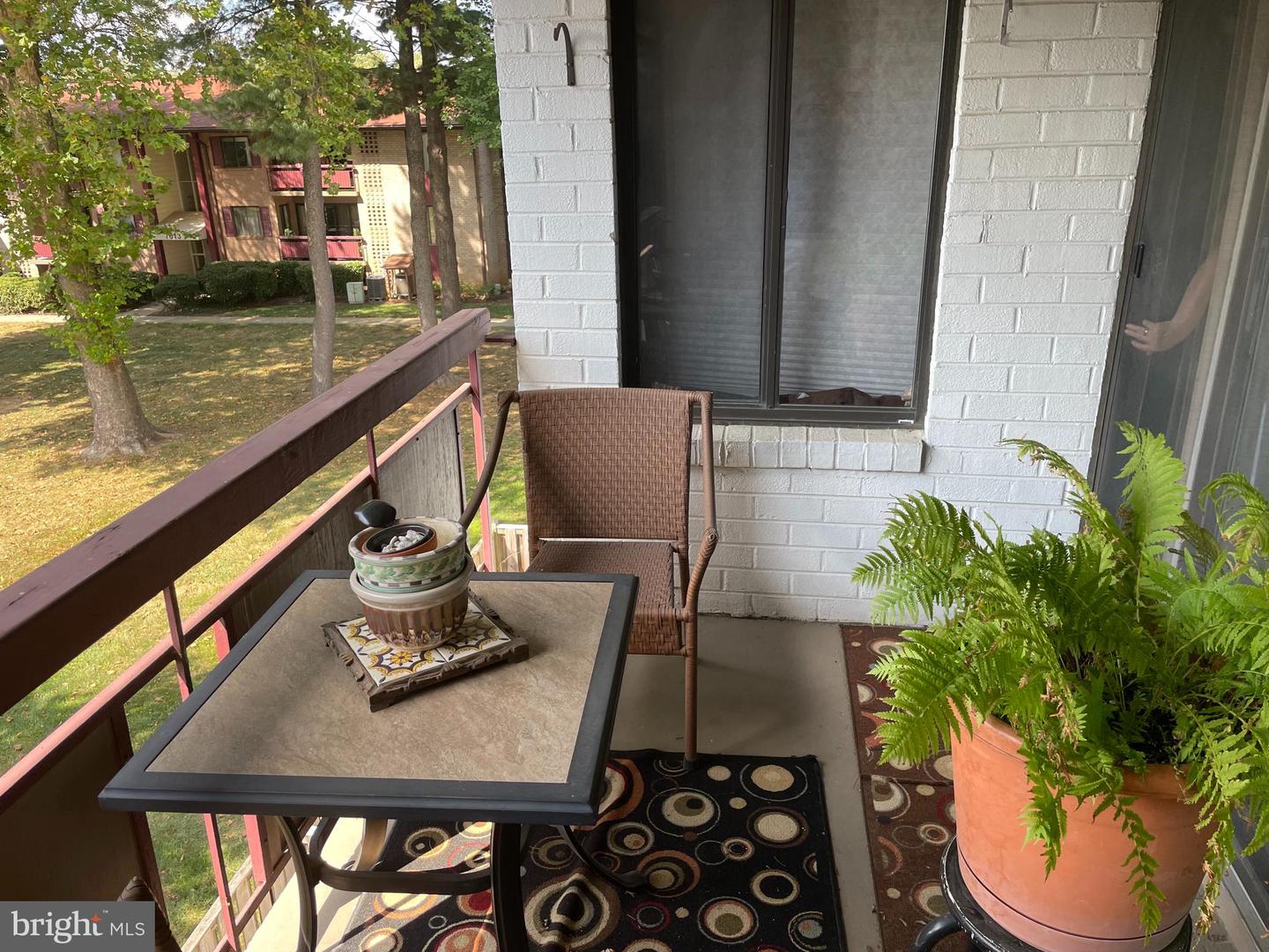 2845 WINDSOR DR #302, FALLS CHURCH, Virginia 22042, 2 Bedrooms Bedrooms, ,1 BathroomBathrooms,Residential,For sale,2845 WINDSOR DR #302,VAFX2267800 MLS # VAFX2267800 2845 WINDSOR DR #302, FALLS CHURCH, Virginia 22042, 2 Bedrooms Bedrooms, ,1 BathroomBathrooms,Residential,For sale,2845 WINDSOR DR #302,VAFX2267800 MLS # VAFX2267800