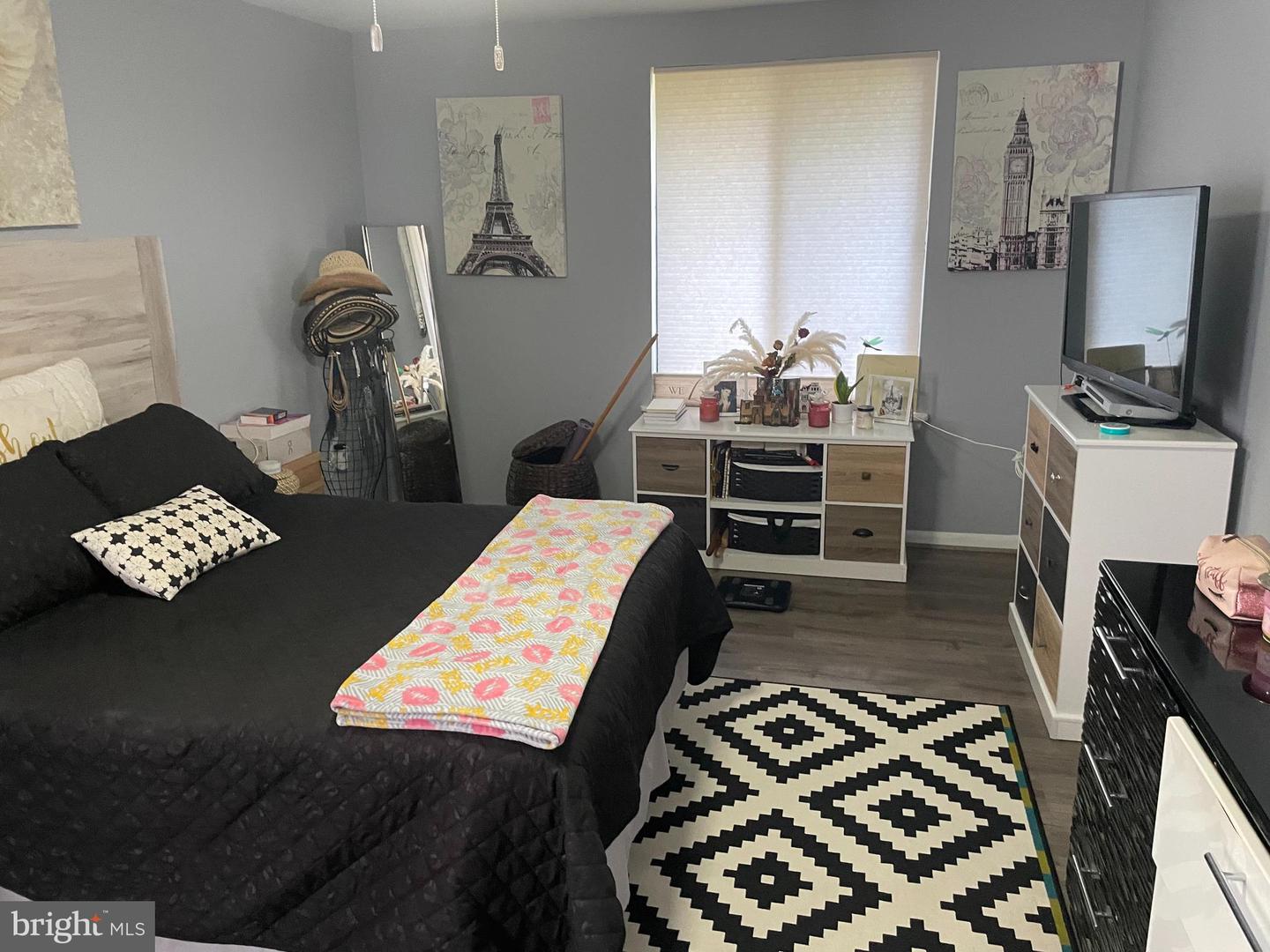 2845 WINDSOR DR #302, FALLS CHURCH, Virginia 22042, 2 Bedrooms Bedrooms, ,1 BathroomBathrooms,Residential,For sale,2845 WINDSOR DR #302,VAFX2267800 MLS # VAFX2267800 2845 WINDSOR DR #302, FALLS CHURCH, Virginia 22042, 2 Bedrooms Bedrooms, ,1 BathroomBathrooms,Residential,For sale,2845 WINDSOR DR #302,VAFX2267800 MLS # VAFX2267800