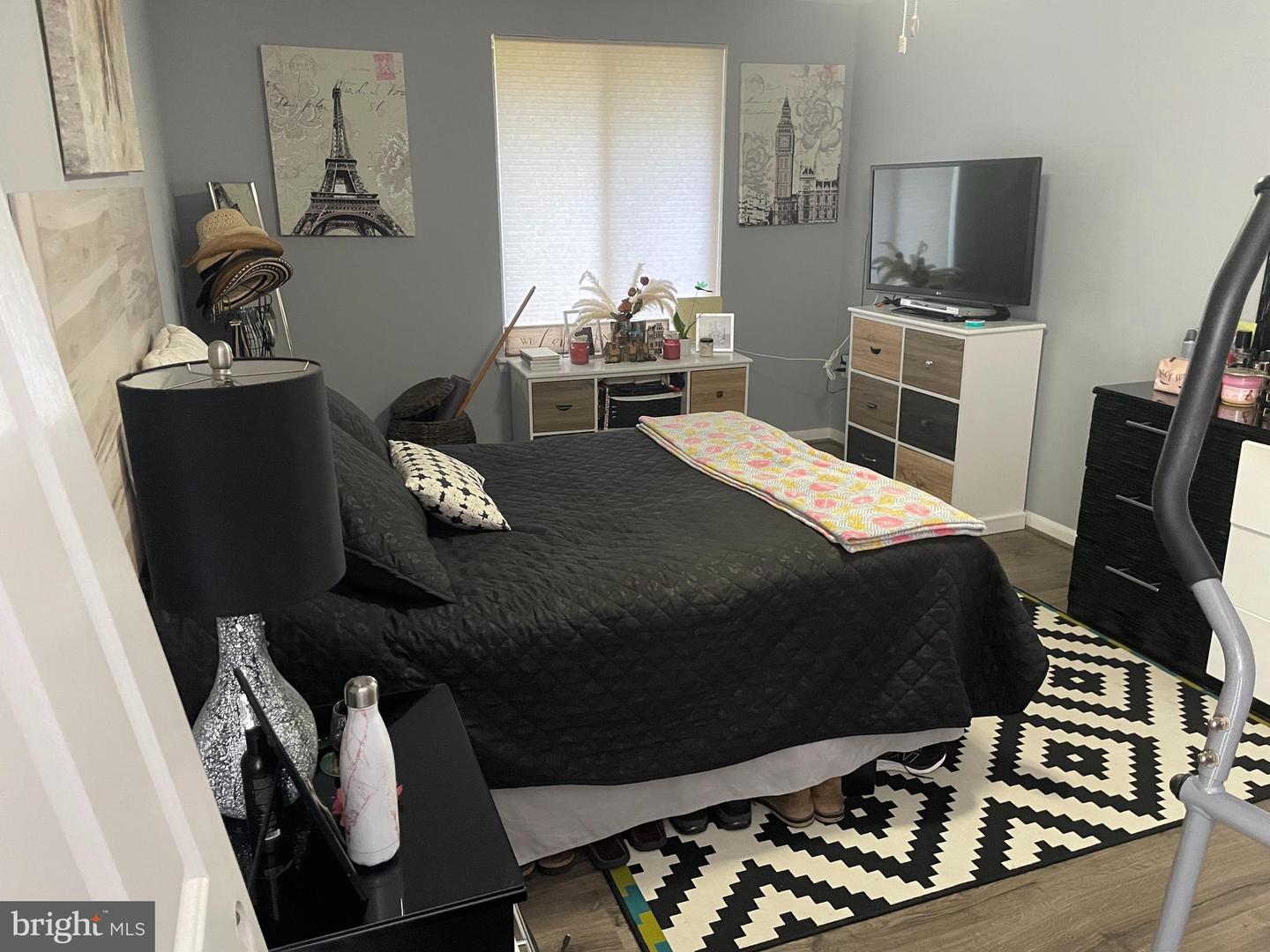 2845 WINDSOR DR #302, FALLS CHURCH, Virginia 22042, 2 Bedrooms Bedrooms, ,1 BathroomBathrooms,Residential,For sale,2845 WINDSOR DR #302,VAFX2267800 MLS # VAFX2267800 2845 WINDSOR DR #302, FALLS CHURCH, Virginia 22042, 2 Bedrooms Bedrooms, ,1 BathroomBathrooms,Residential,For sale,2845 WINDSOR DR #302,VAFX2267800 MLS # VAFX2267800