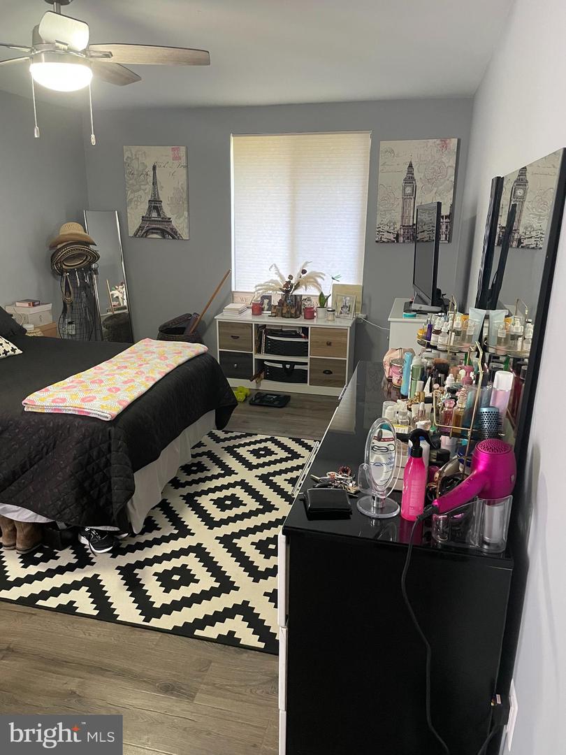 2845 WINDSOR DR #302, FALLS CHURCH, Virginia 22042, 2 Bedrooms Bedrooms, ,1 BathroomBathrooms,Residential,For sale,2845 WINDSOR DR #302,VAFX2267800 MLS # VAFX2267800 2845 WINDSOR DR #302, FALLS CHURCH, Virginia 22042, 2 Bedrooms Bedrooms, ,1 BathroomBathrooms,Residential,For sale,2845 WINDSOR DR #302,VAFX2267800 MLS # VAFX2267800