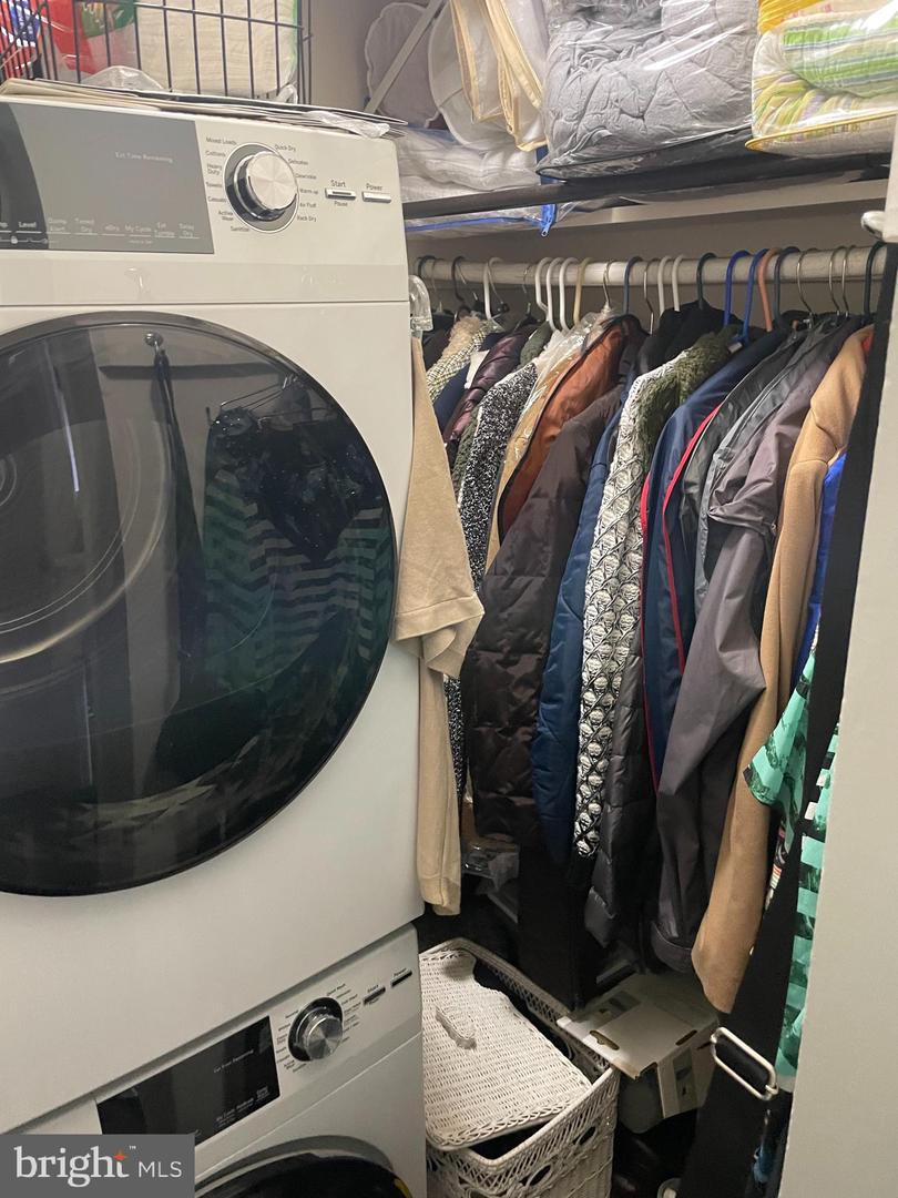 2845 WINDSOR DR #302, FALLS CHURCH, Virginia 22042, 2 Bedrooms Bedrooms, ,1 BathroomBathrooms,Residential,For sale,2845 WINDSOR DR #302,VAFX2267800 MLS # VAFX2267800 2845 WINDSOR DR #302, FALLS CHURCH, Virginia 22042, 2 Bedrooms Bedrooms, ,1 BathroomBathrooms,Residential,For sale,2845 WINDSOR DR #302,VAFX2267800 MLS # VAFX2267800