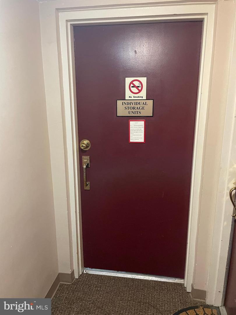 2845 WINDSOR DR #302, FALLS CHURCH, Virginia 22042, 2 Bedrooms Bedrooms, ,1 BathroomBathrooms,Residential,For sale,2845 WINDSOR DR #302,VAFX2267800 MLS # VAFX2267800 2845 WINDSOR DR #302, FALLS CHURCH, Virginia 22042, 2 Bedrooms Bedrooms, ,1 BathroomBathrooms,Residential,For sale,2845 WINDSOR DR #302,VAFX2267800 MLS # VAFX2267800