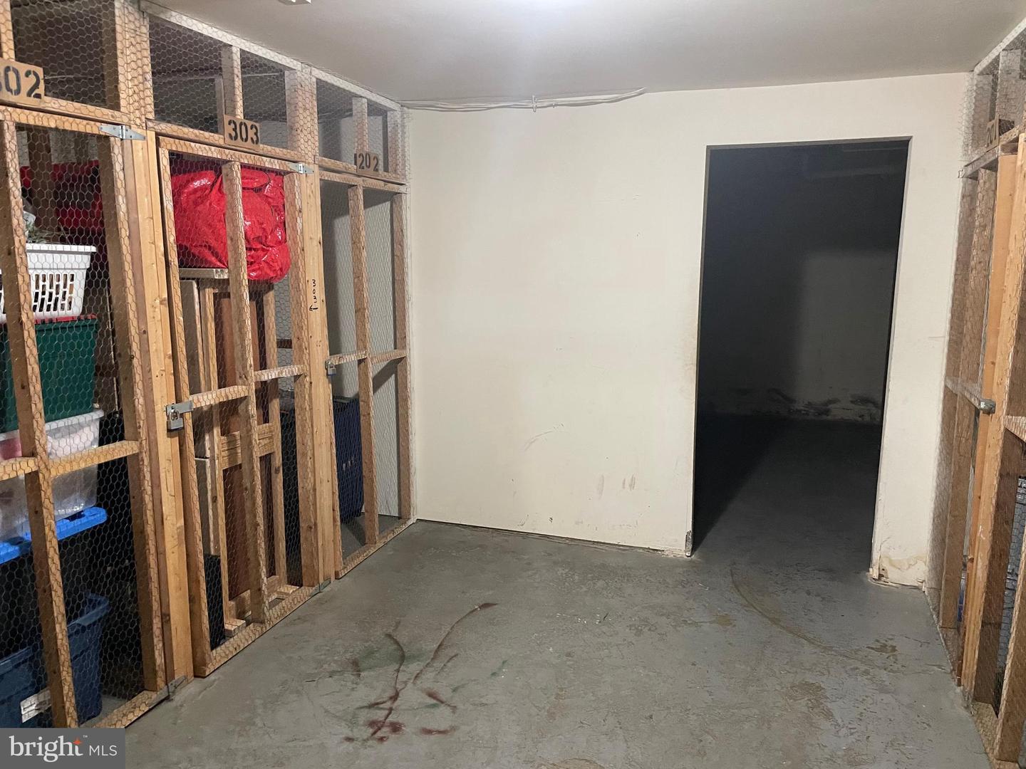 2845 WINDSOR DR #302, FALLS CHURCH, Virginia 22042, 2 Bedrooms Bedrooms, ,1 BathroomBathrooms,Residential,For sale,2845 WINDSOR DR #302,VAFX2267800 MLS # VAFX2267800 2845 WINDSOR DR #302, FALLS CHURCH, Virginia 22042, 2 Bedrooms Bedrooms, ,1 BathroomBathrooms,Residential,For sale,2845 WINDSOR DR #302,VAFX2267800 MLS # VAFX2267800