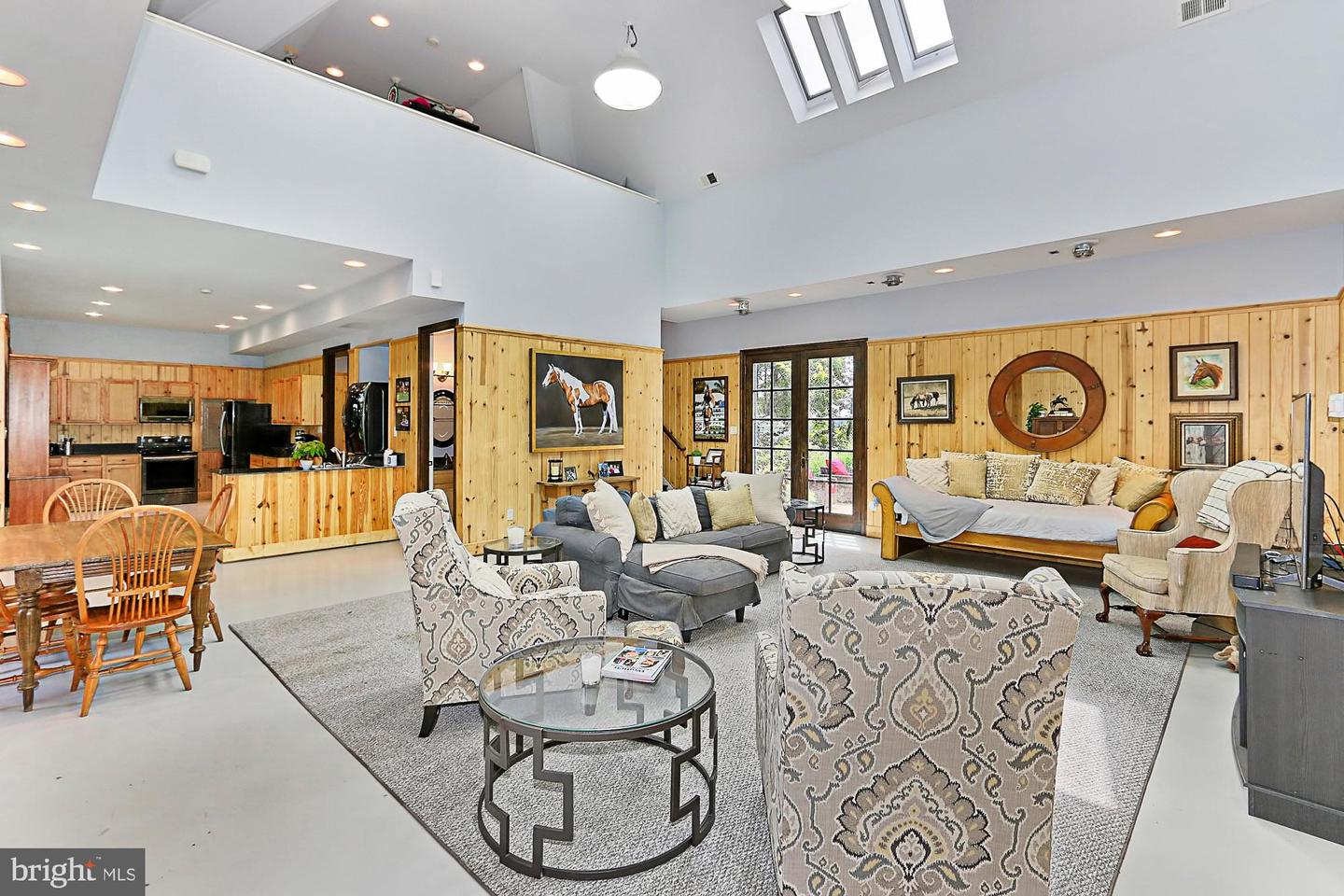 21281 BELLE GREY LN, UPPERVILLE, Virginia 20184, 3 Bedrooms Bedrooms, ,3 BathroomsBathrooms,Residential,For sale,21281 BELLE GREY LN,VALO2107032 MLS # VALO2107032