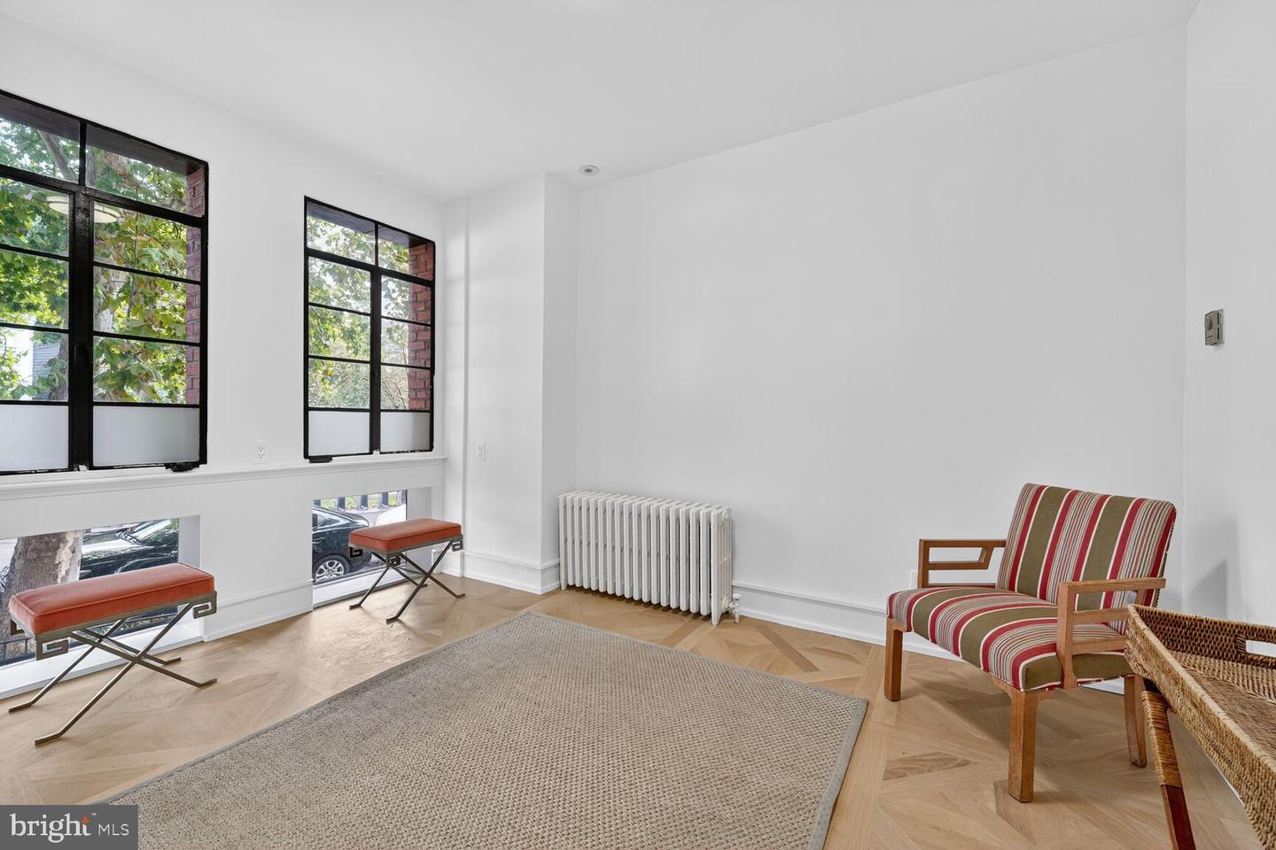 1656 33RD ST NW, WASHINGTON, District Of Columbia 20007, 2 Bedrooms Bedrooms, ,2 BathroomsBathrooms,Residential,For sale,1656 33RD ST NW,DCDC2222888 MLS # DCDC2222888 1656 33RD ST NW, WASHINGTON, District Of Columbia 20007, 2 Bedrooms Bedrooms, ,2 BathroomsBathrooms,Residential,For sale,1656 33RD ST NW,DCDC2222888 MLS # DCDC2222888