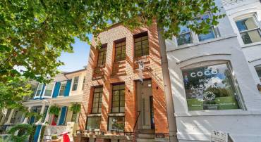1656 33RD ST NW, WASHINGTON, District Of Columbia 20007, 2 Bedrooms Bedrooms, ,2 BathroomsBathrooms,Residential,For sale,1656 33RD ST NW,DCDC2222888 MLS # DCDC2222888