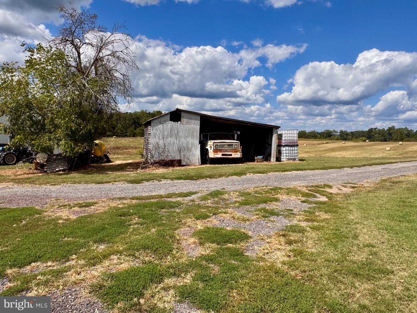 7016 DON RD, MINERAL, Virginia 23117, 3 Bedrooms Bedrooms, ,2 BathroomsBathrooms,Residential,For sale,7016 DON RD,VASP2036316 MLS # VASP2036316