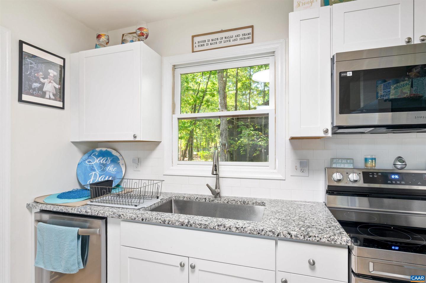 377 JEFFERSON DR, PALMYRA, Virginia 22963, 3 Bedrooms Bedrooms, ,2 BathroomsBathrooms,Residential,For sale,377 JEFFERSON DR,669100 MLS # 669100