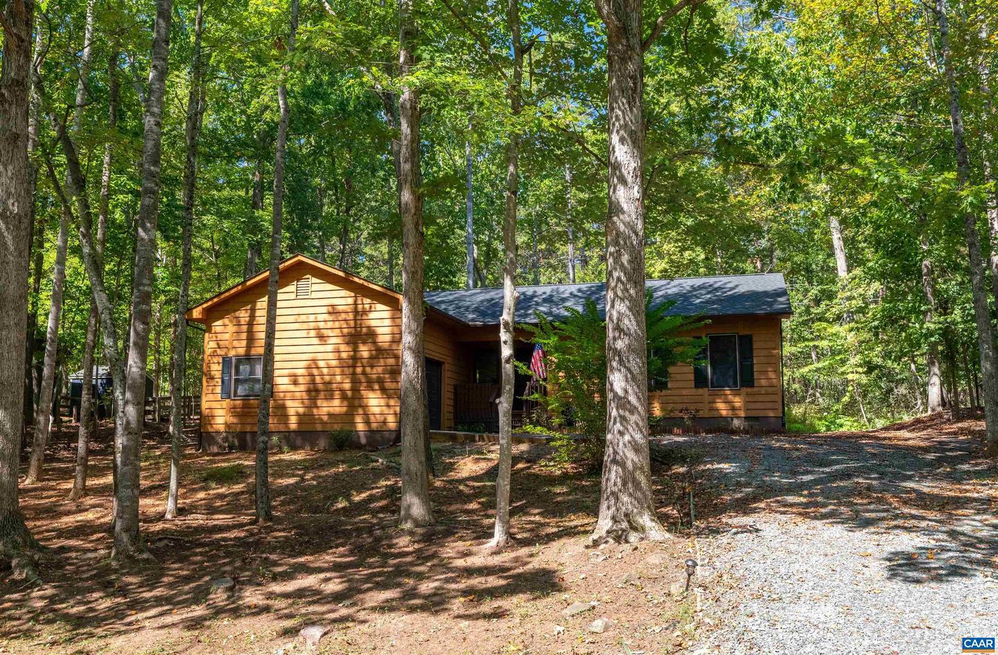 377 JEFFERSON DR, PALMYRA, Virginia 22963, 3 Bedrooms Bedrooms, ,2 BathroomsBathrooms,Residential,For sale,377 JEFFERSON DR,669100 MLS # 669100