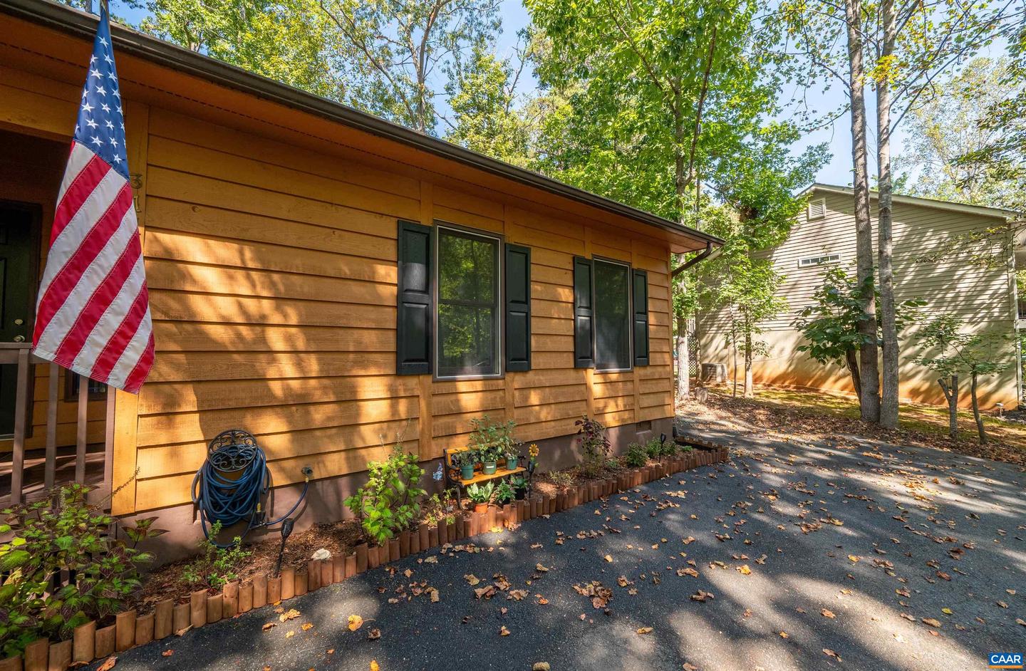377 JEFFERSON DR, PALMYRA, Virginia 22963, 3 Bedrooms Bedrooms, ,2 BathroomsBathrooms,Residential,For sale,377 JEFFERSON DR,669100 MLS # 669100
